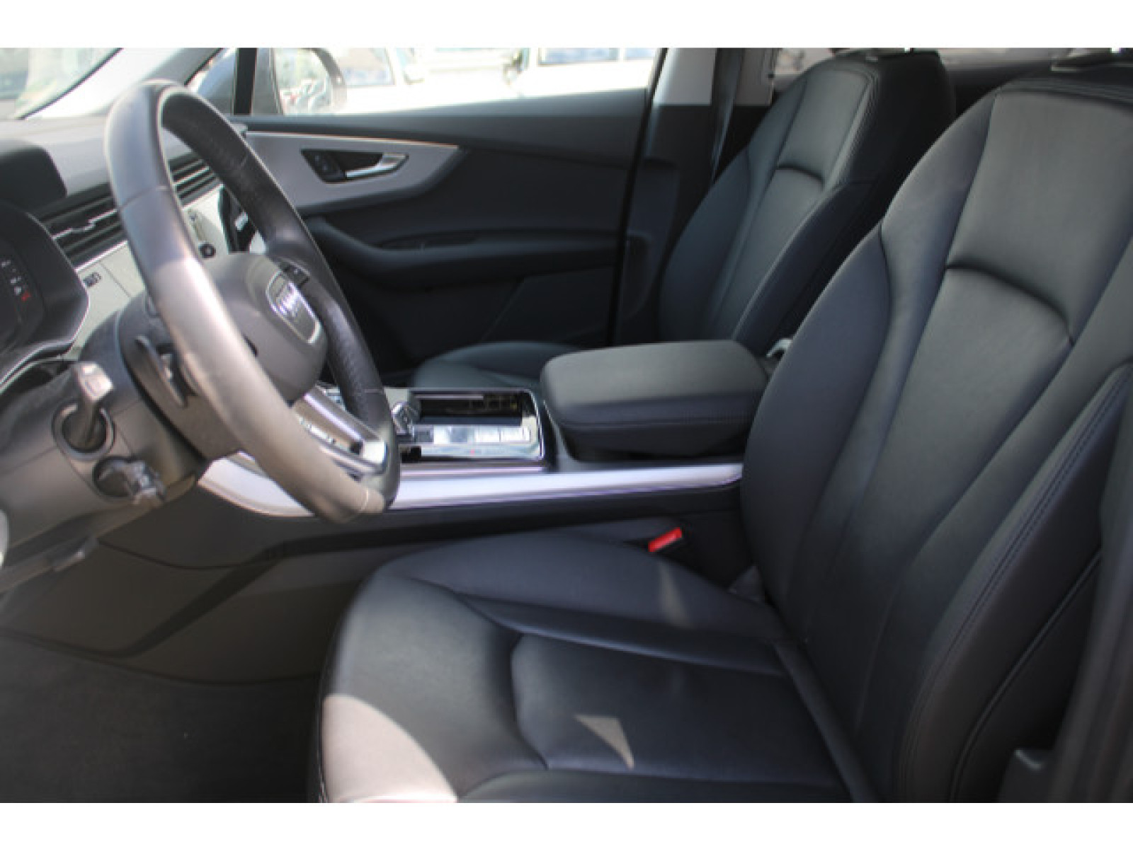 Audi - Q7_3