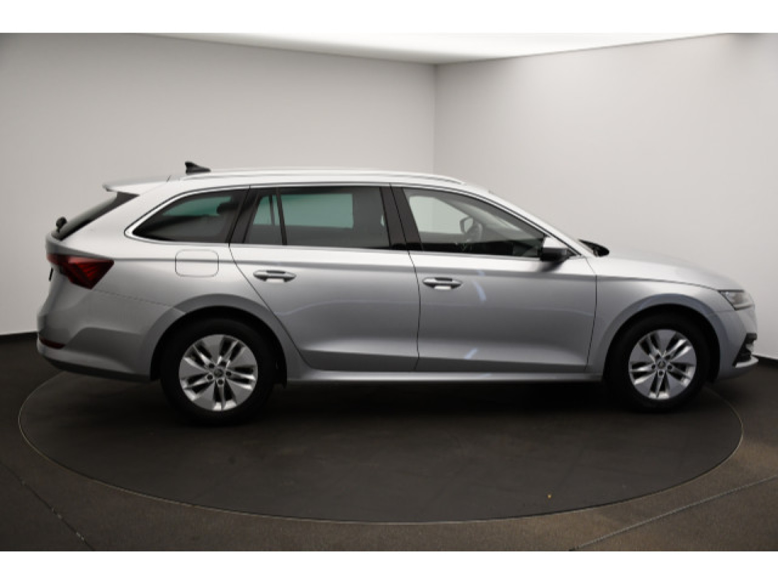 Škoda - Octavia_16