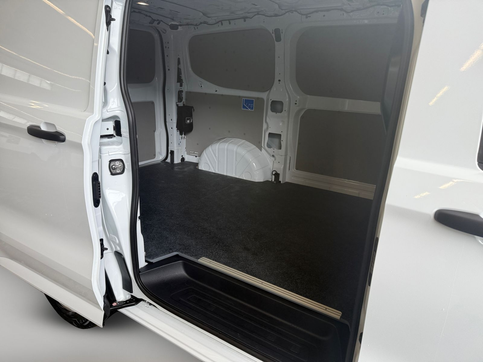 Volkswagen - Transporter Kasten_14