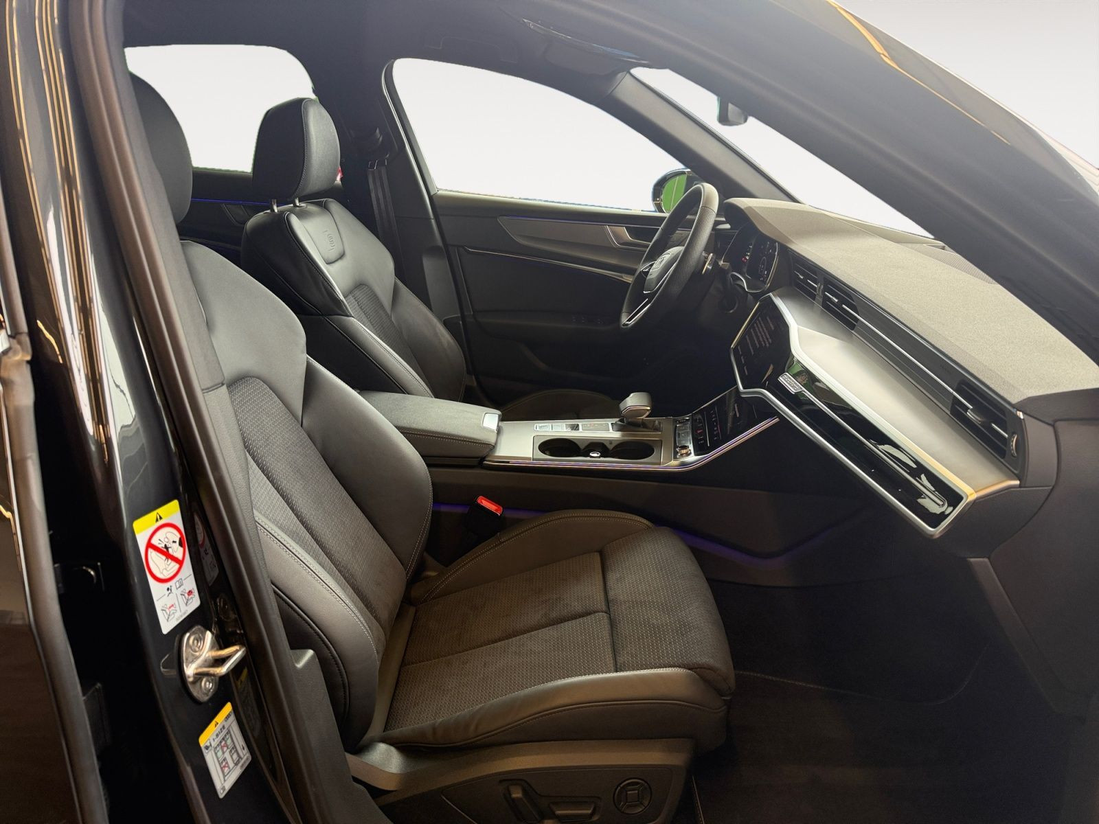 Audi - A6_18