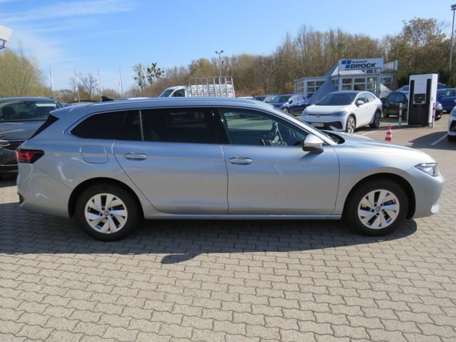 Volkswagen - Passat Variant_6