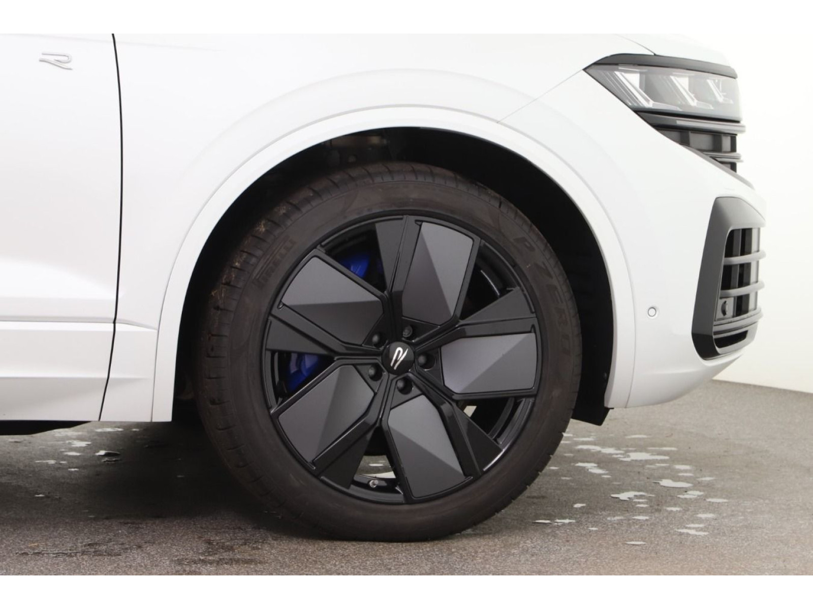 Volkswagen - Touareg_3
