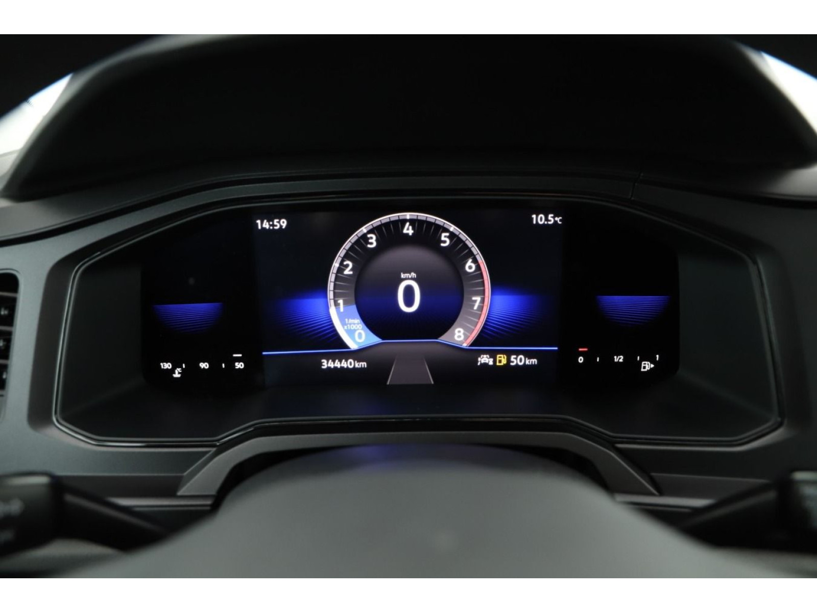 Volkswagen - Polo_9