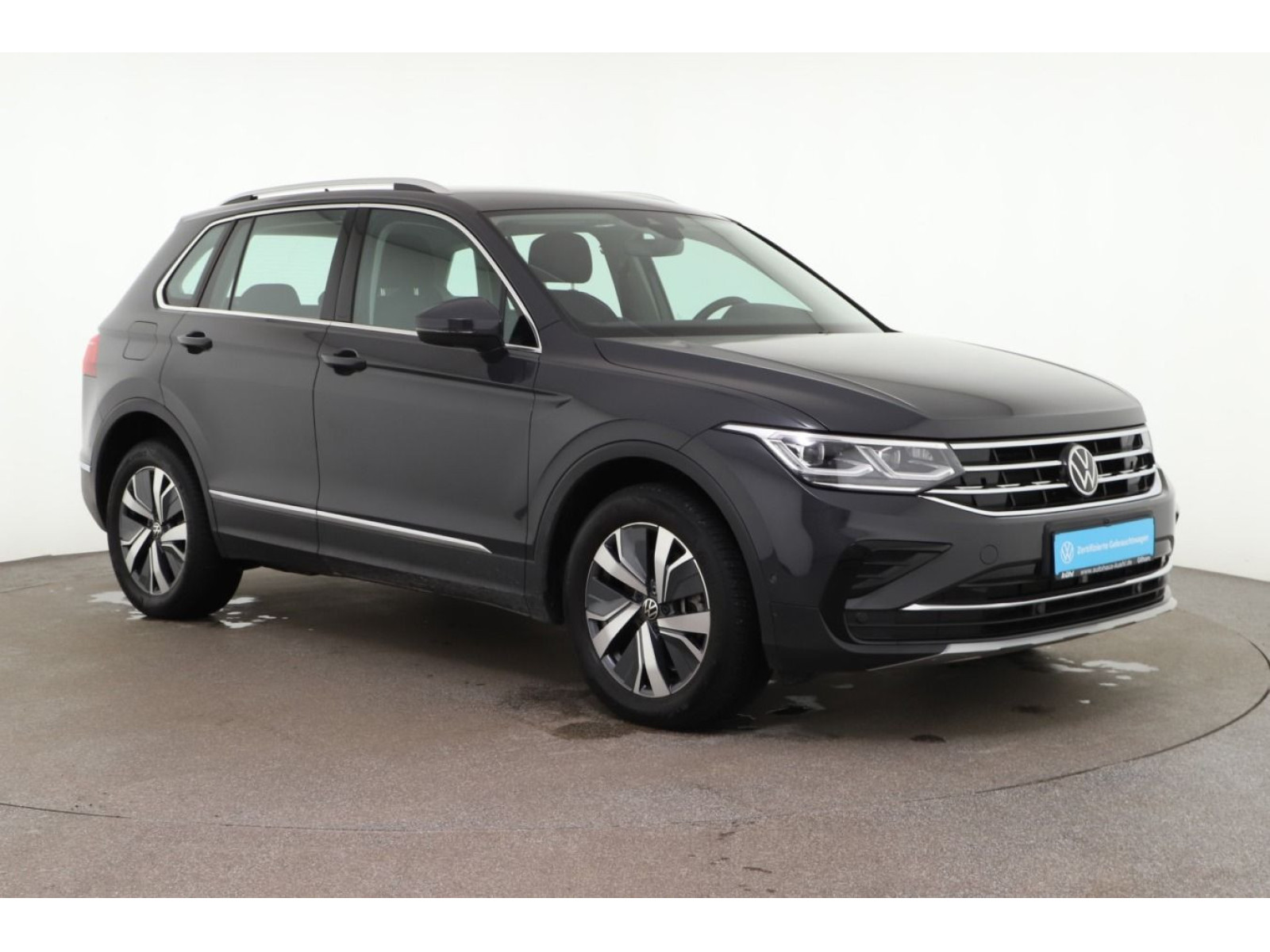Volkswagen - Tiguan_5