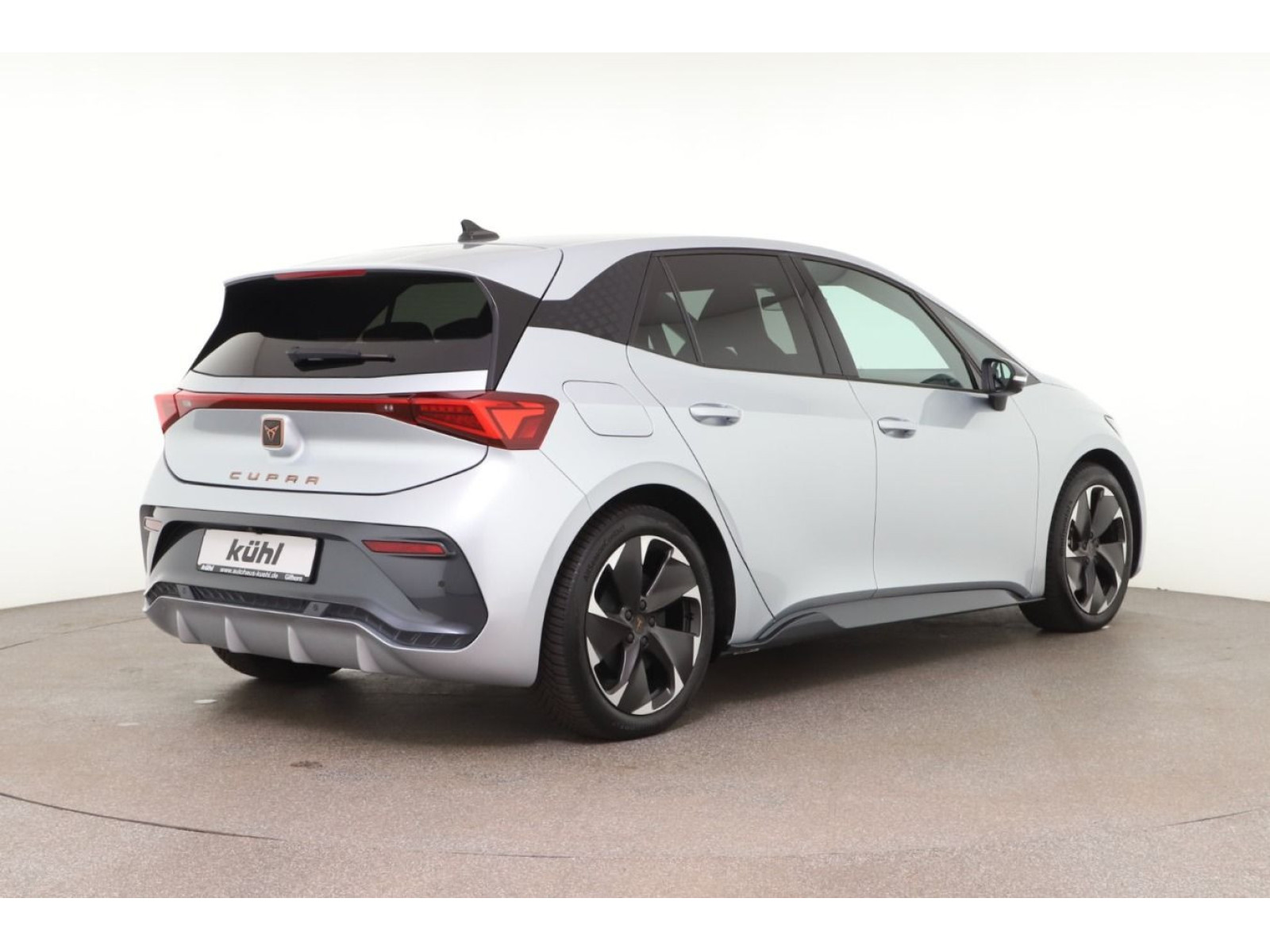 Cupra - Born_3