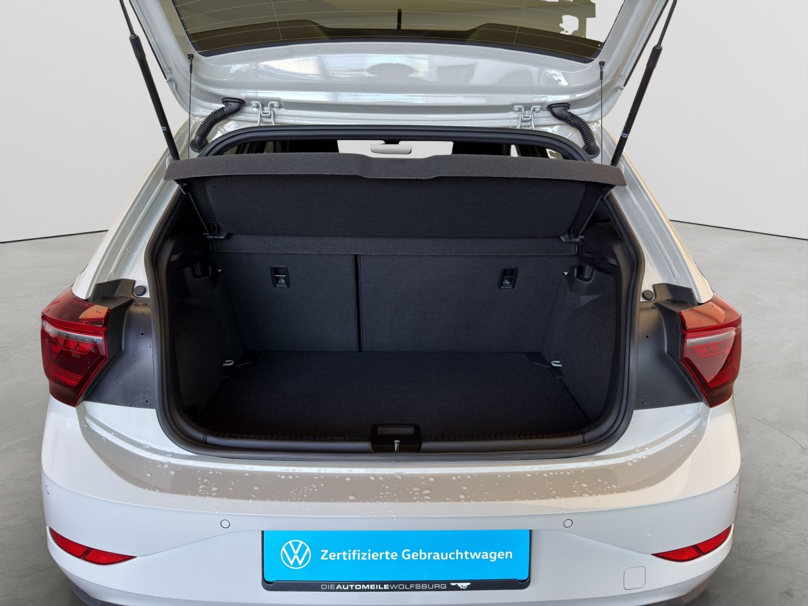 Volkswagen - Polo_17