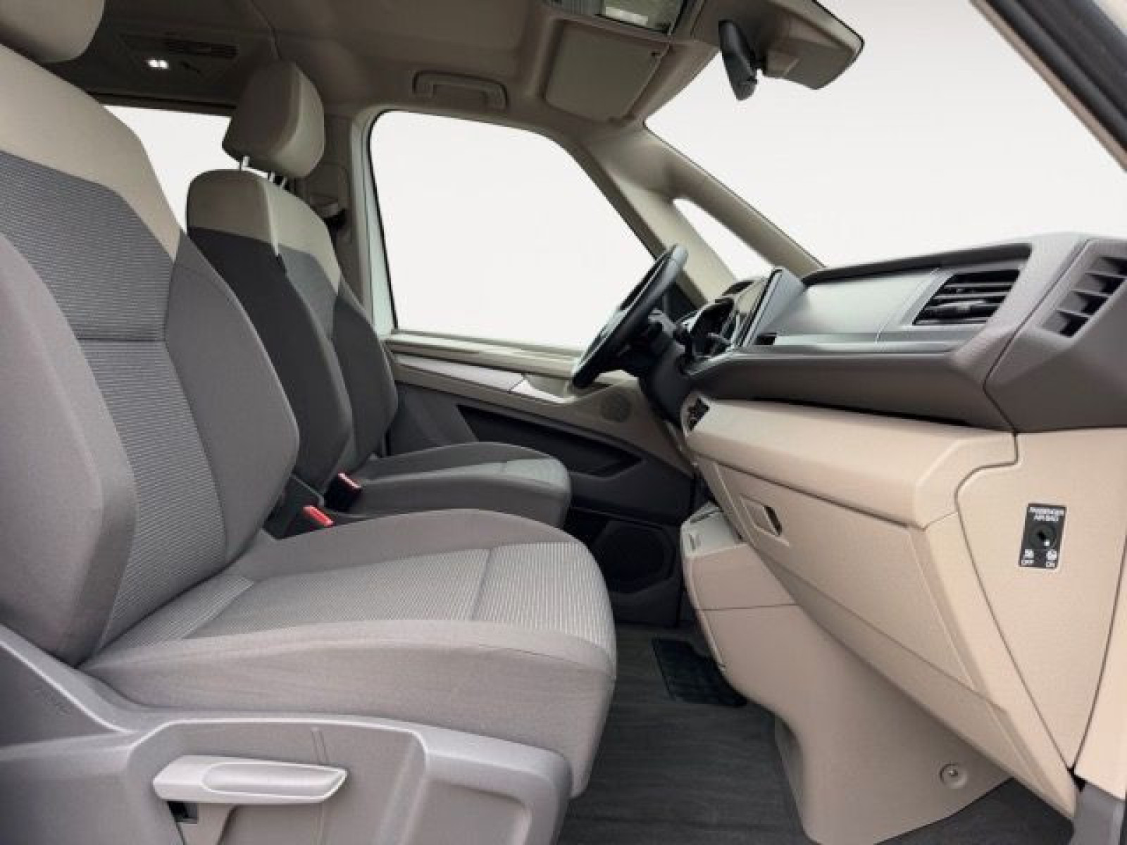 Volkswagen - T7 Multivan_16
