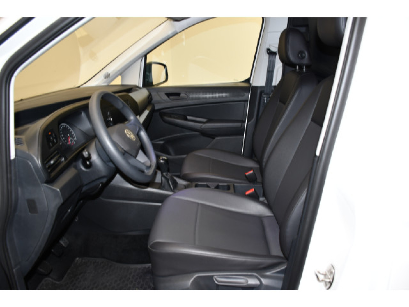 Volkswagen - Caddy_4