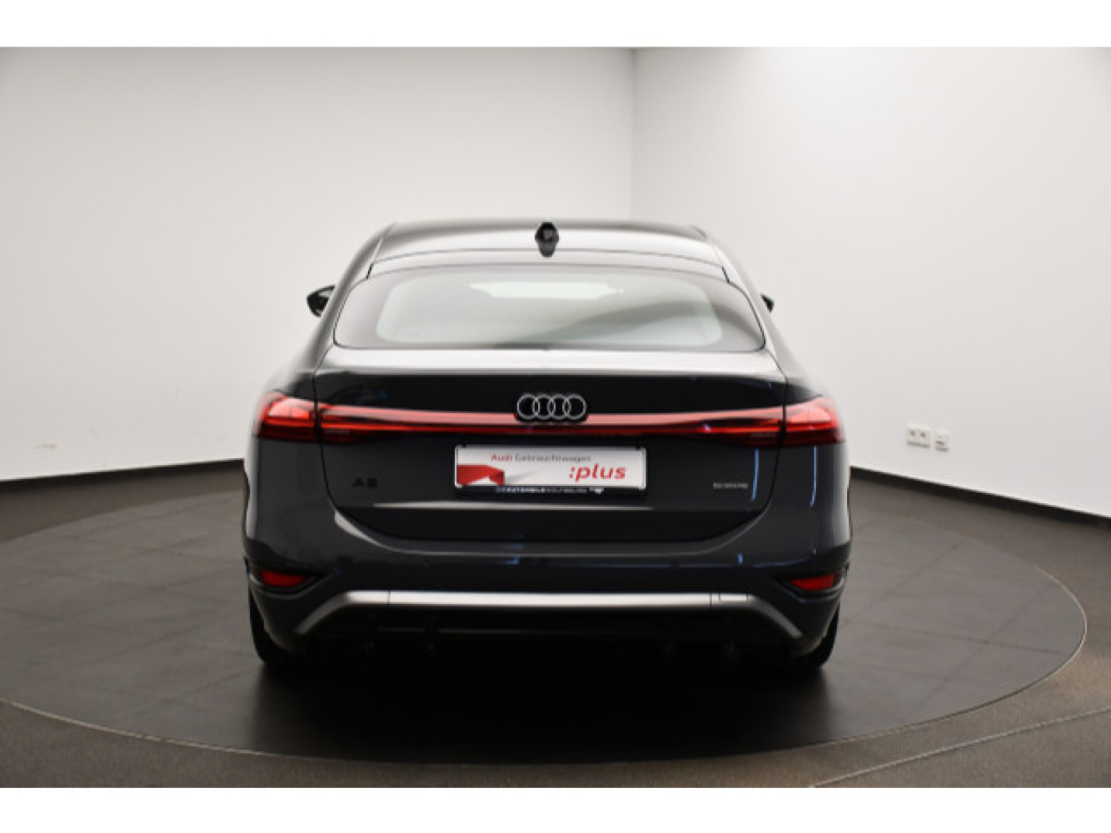 Audi - A6 Sportback e-tron_23