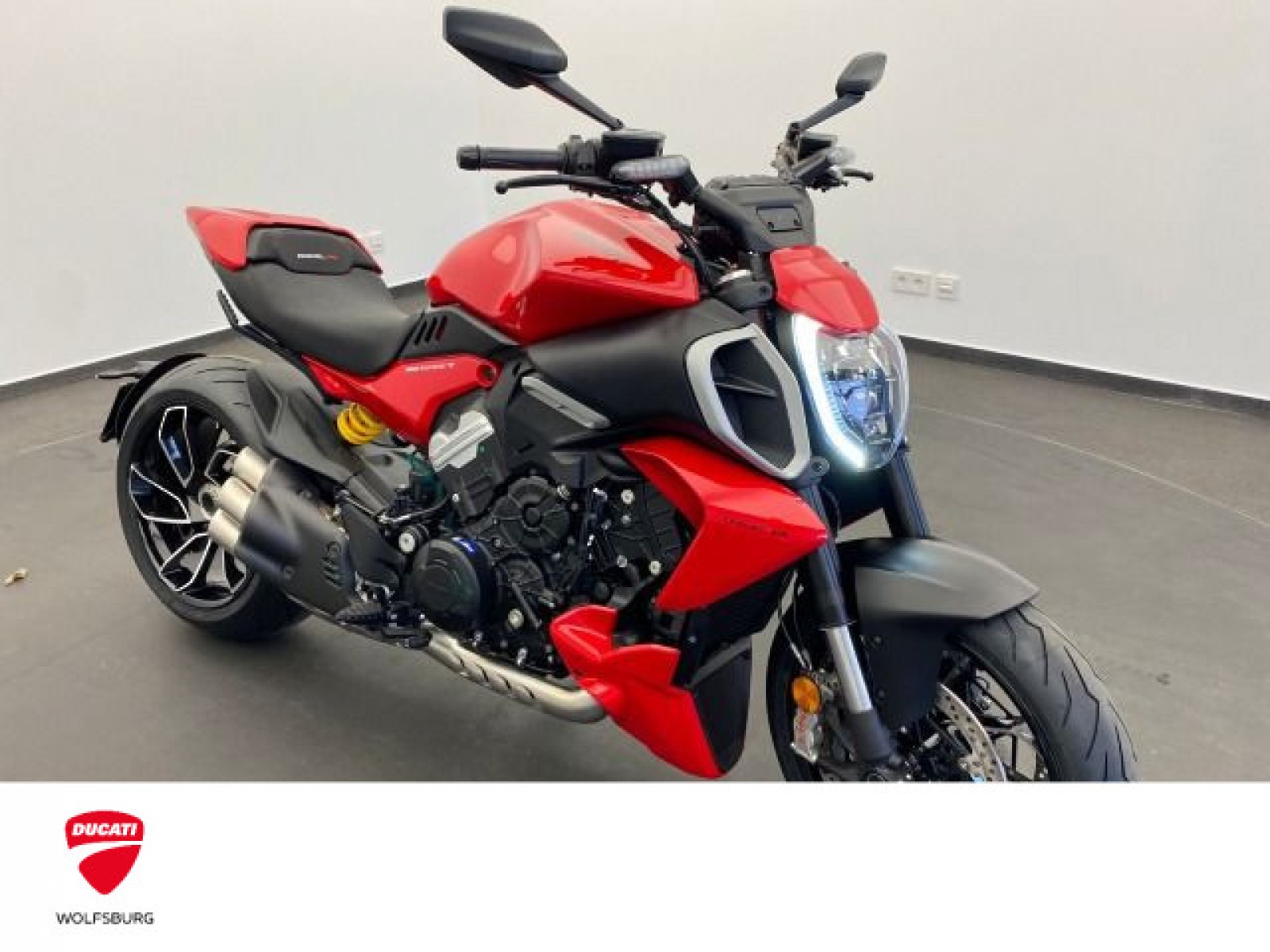 Diavel V4