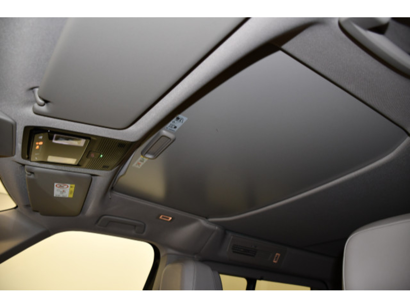 Volkswagen - California_10