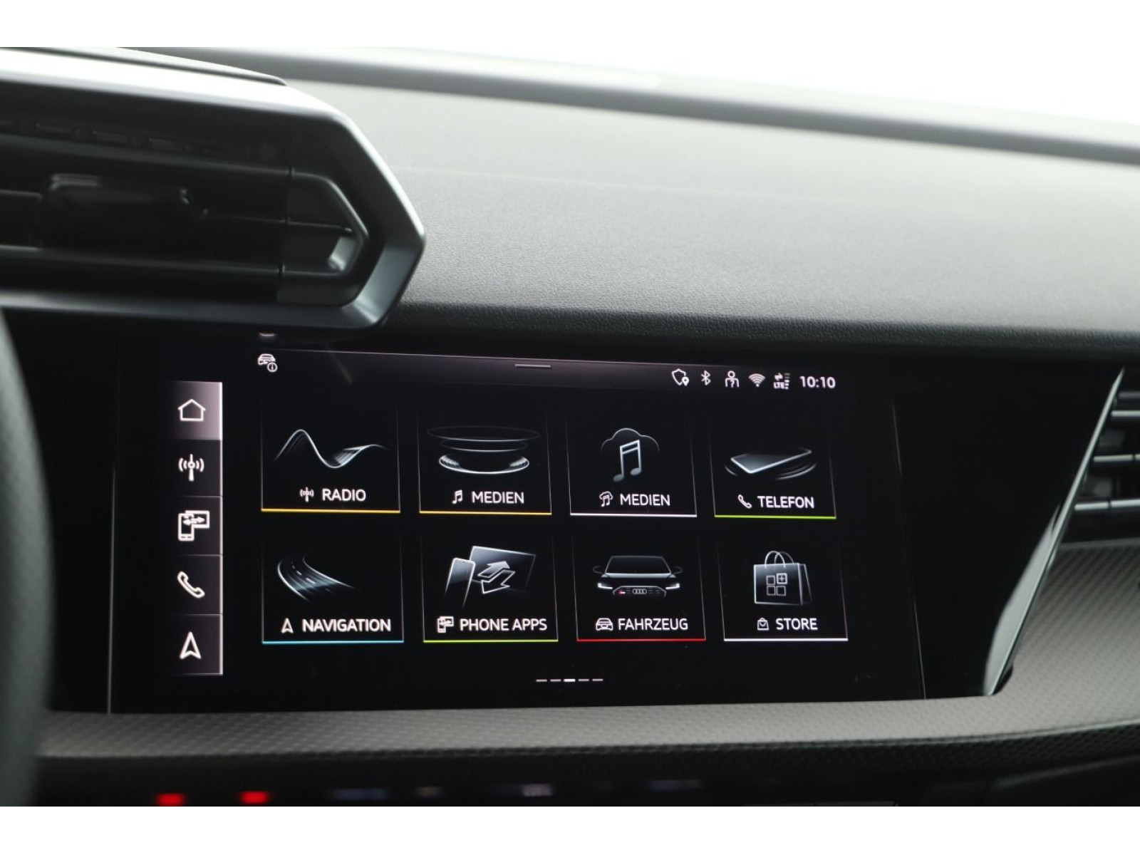 Audi - RS 3 Limousine_10