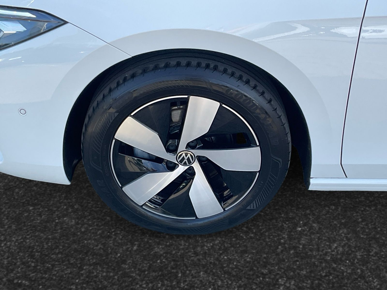 Volkswagen - Passat Variant_14
