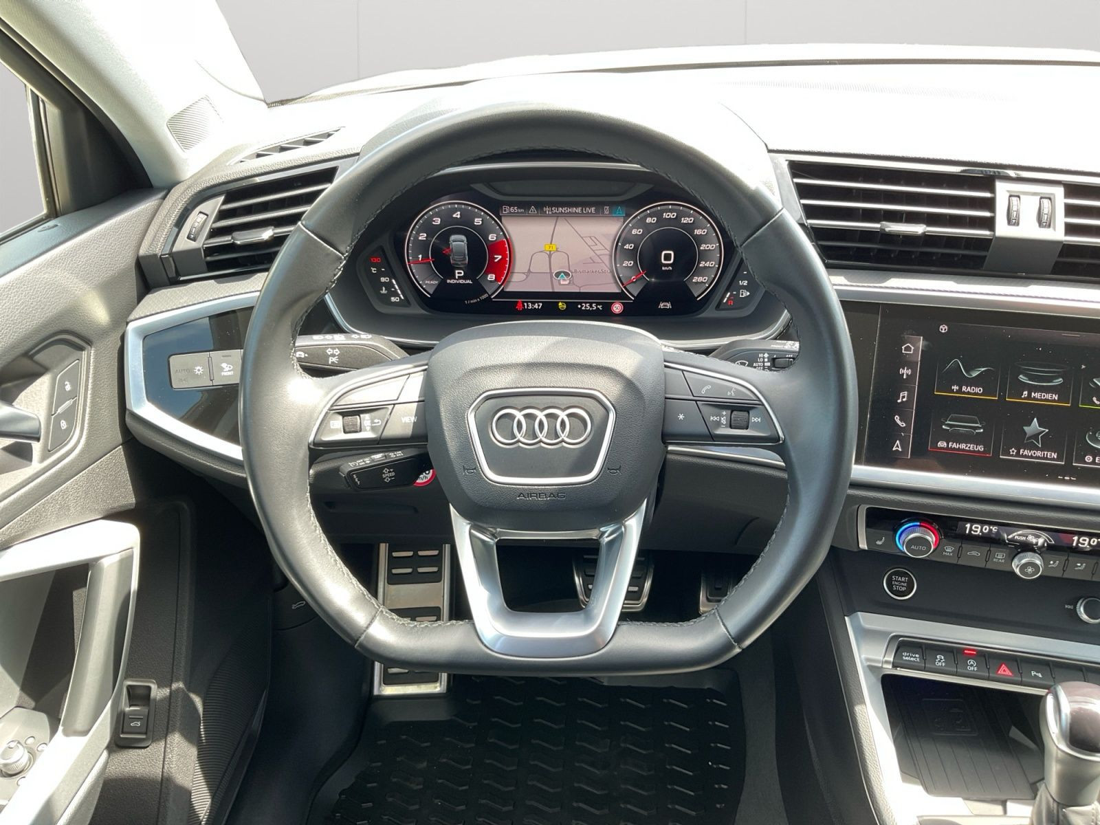 Audi - Q3 Sportback_13