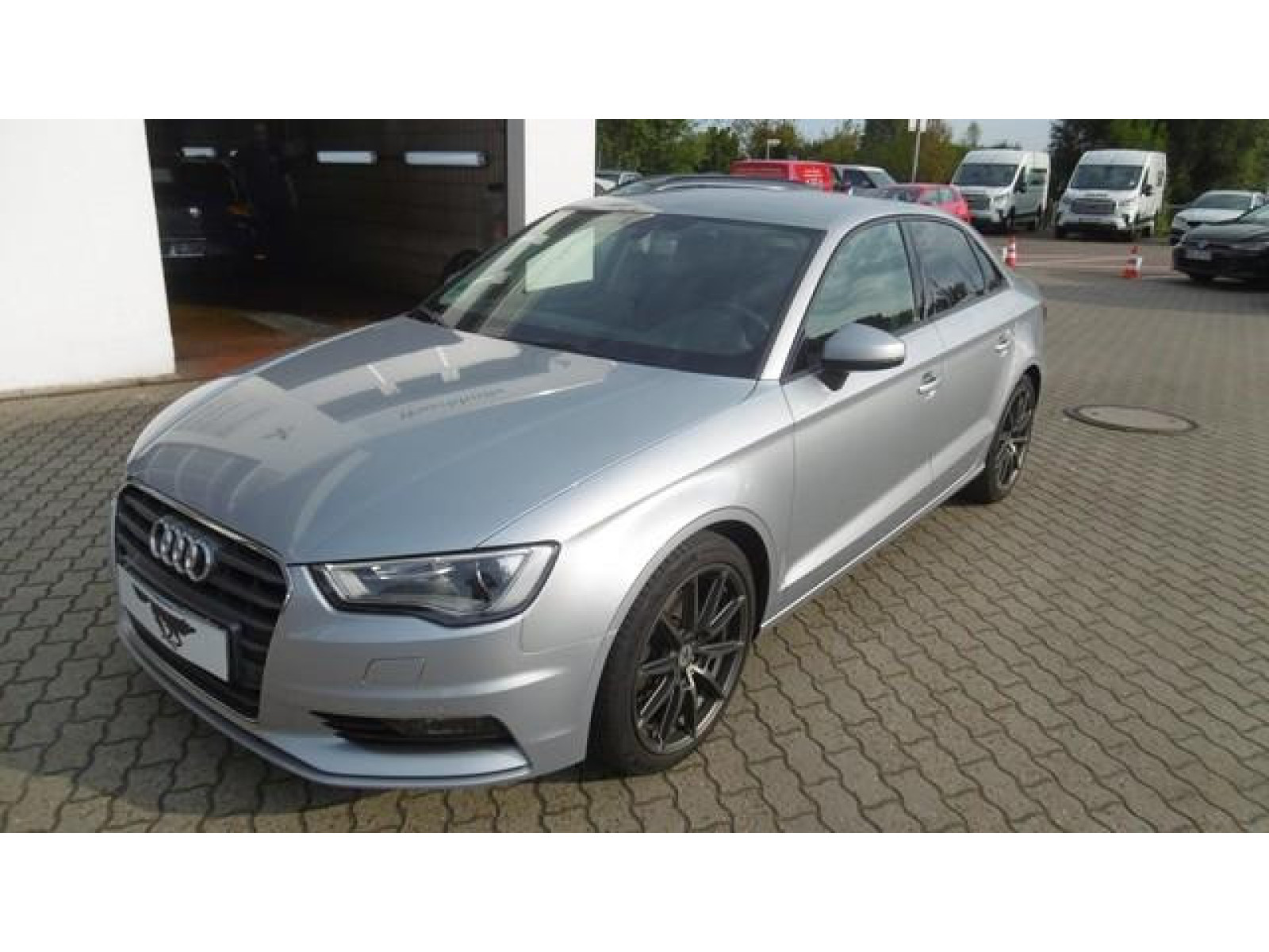 diagonal-frontansicht-aussen diagonal-frontansicht-aussen