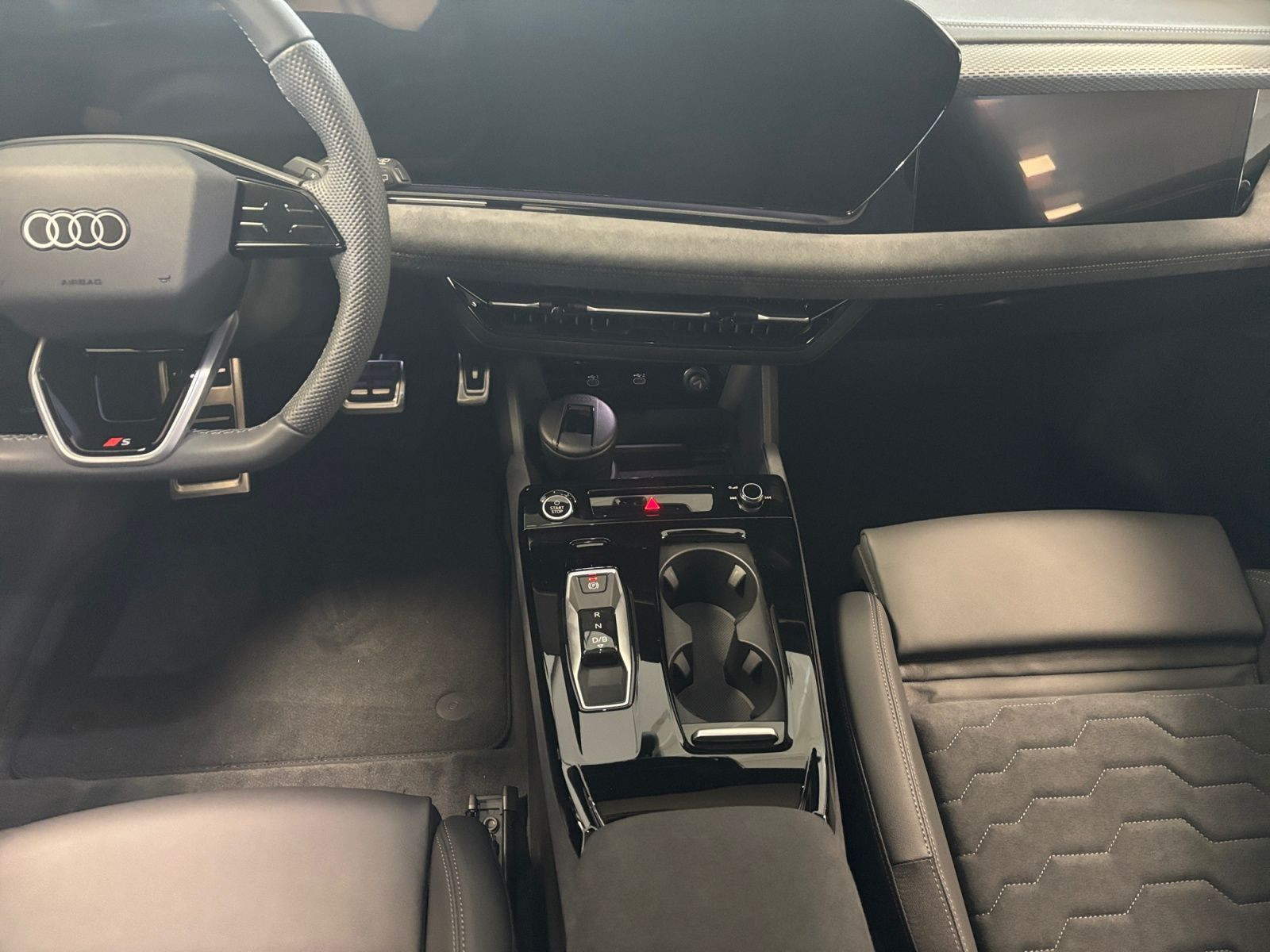 Audi - A6 Avant_13