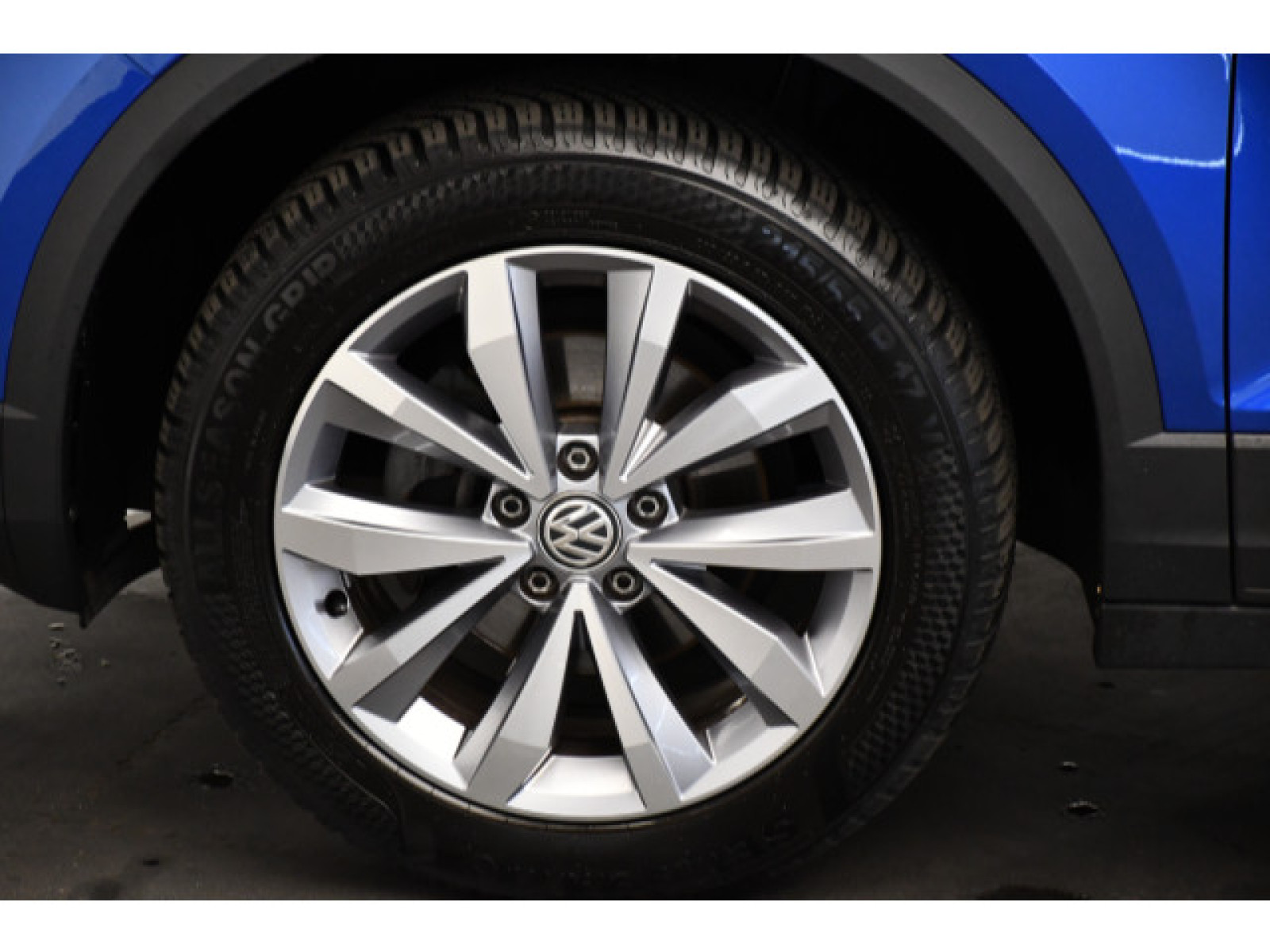 Volkswagen - T-Roc Cabriolet_13