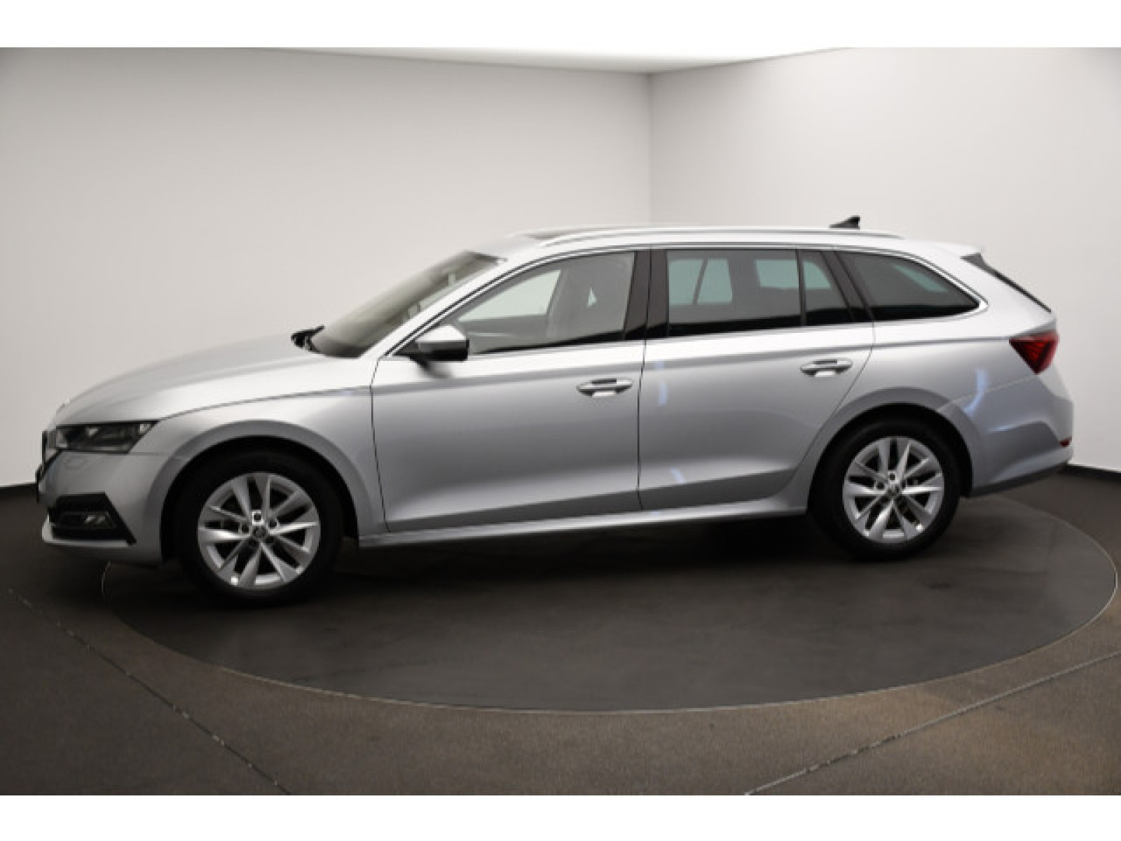 Škoda - Octavia_19