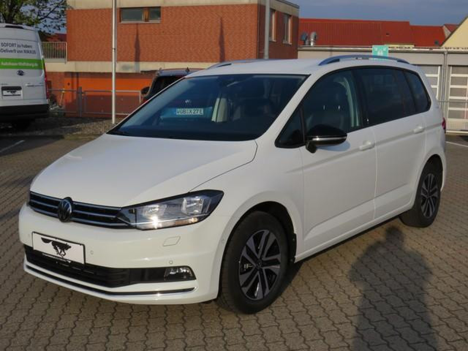 diagonal-frontansicht-aussen