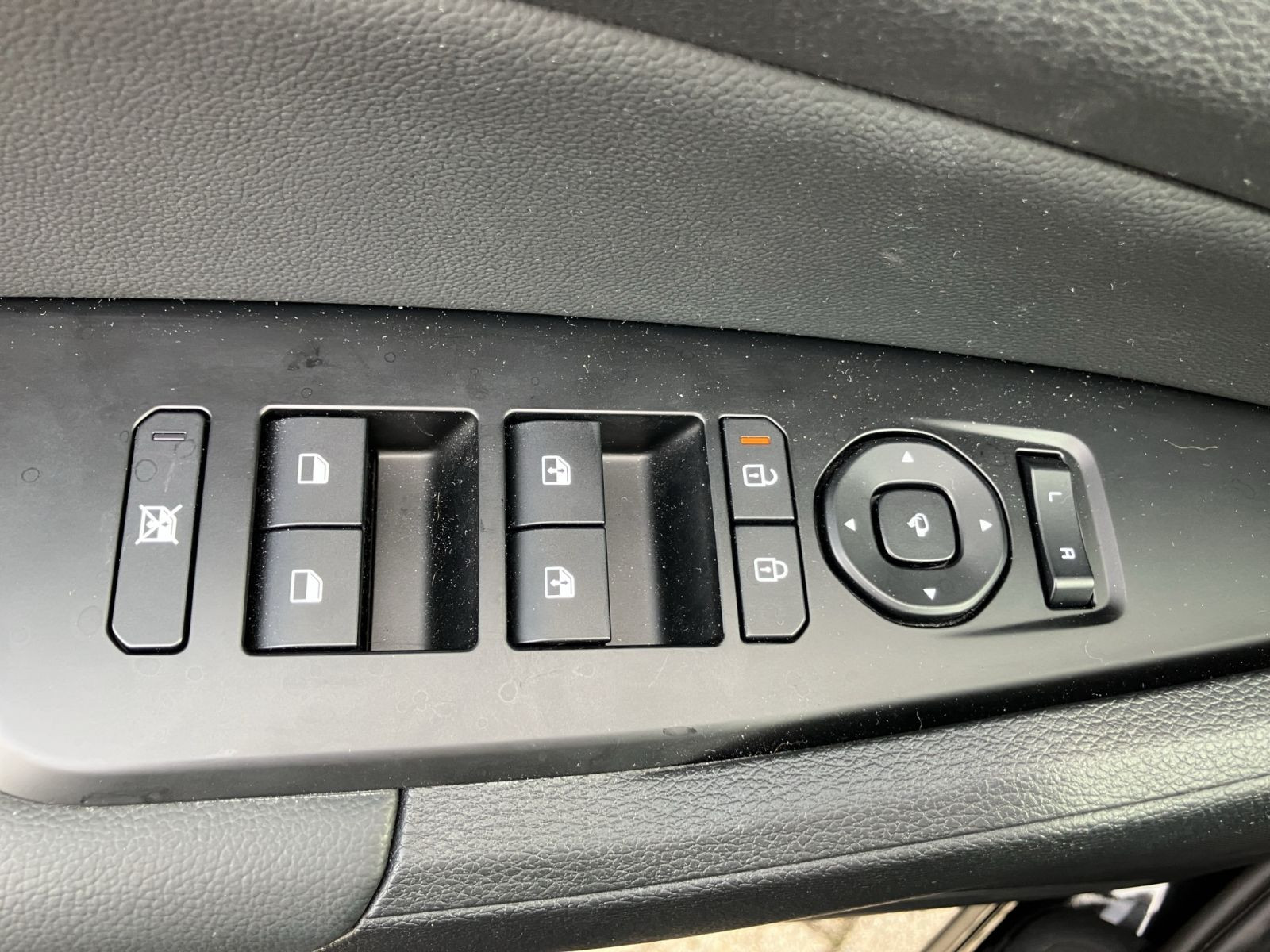 Kia - Sportage_15