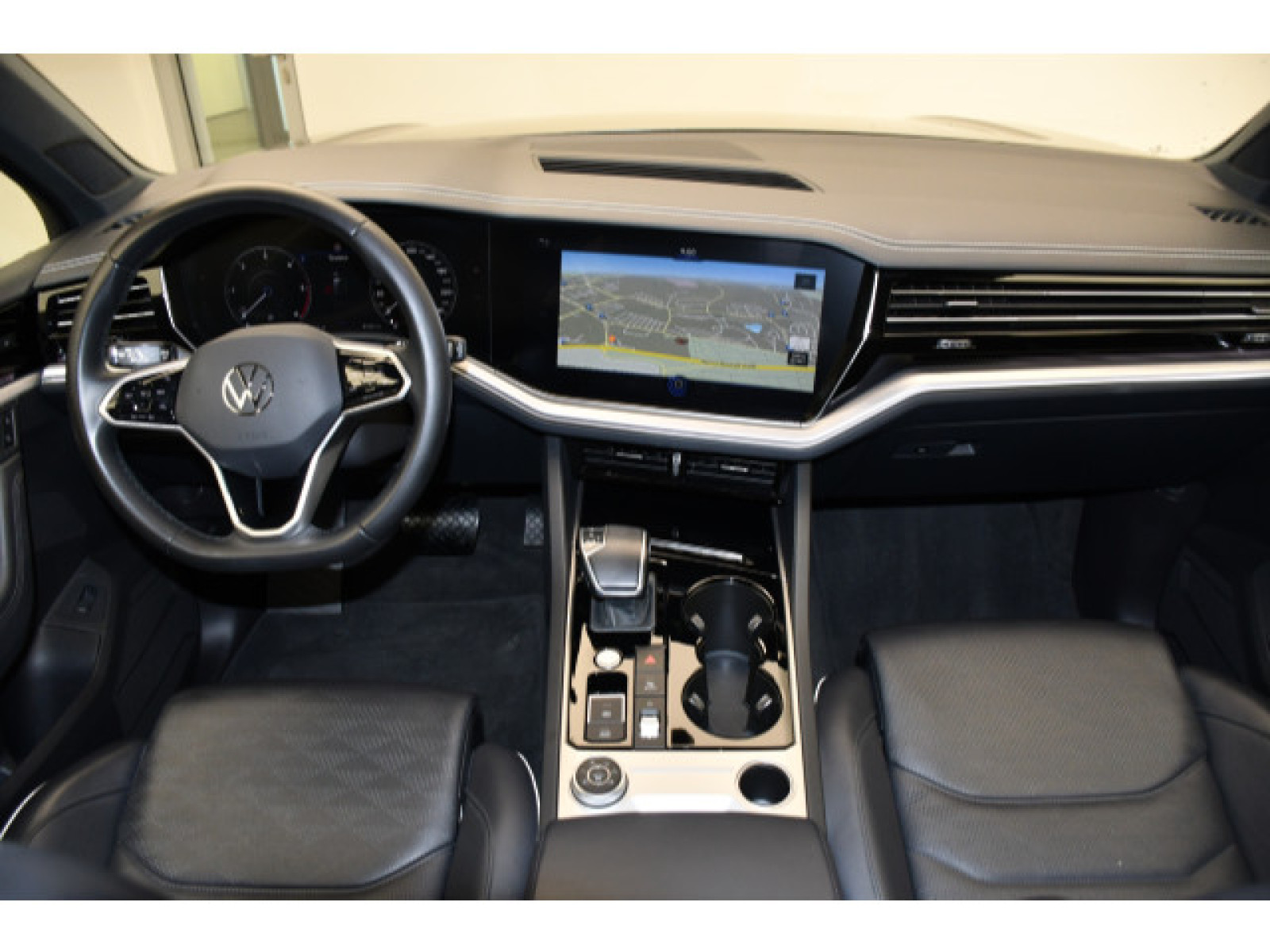 Volkswagen - Touareg_4