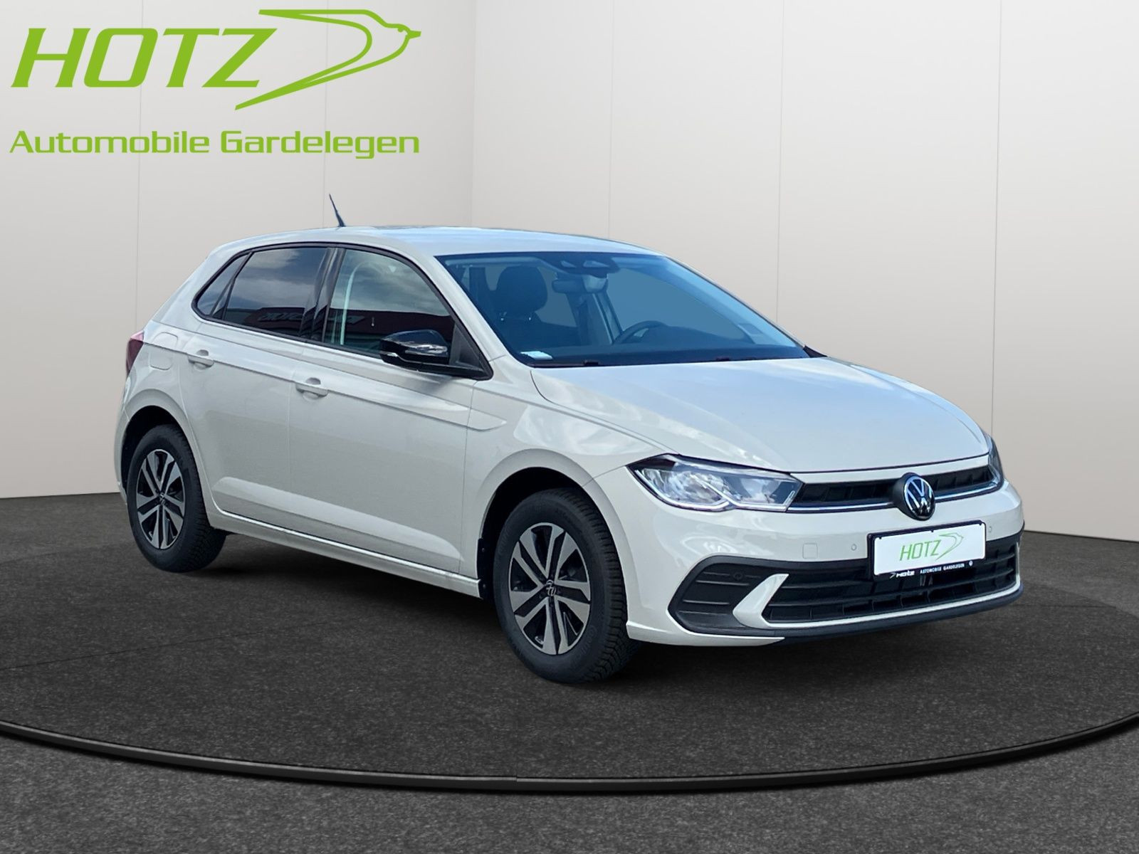 Volkswagen - Polo_8