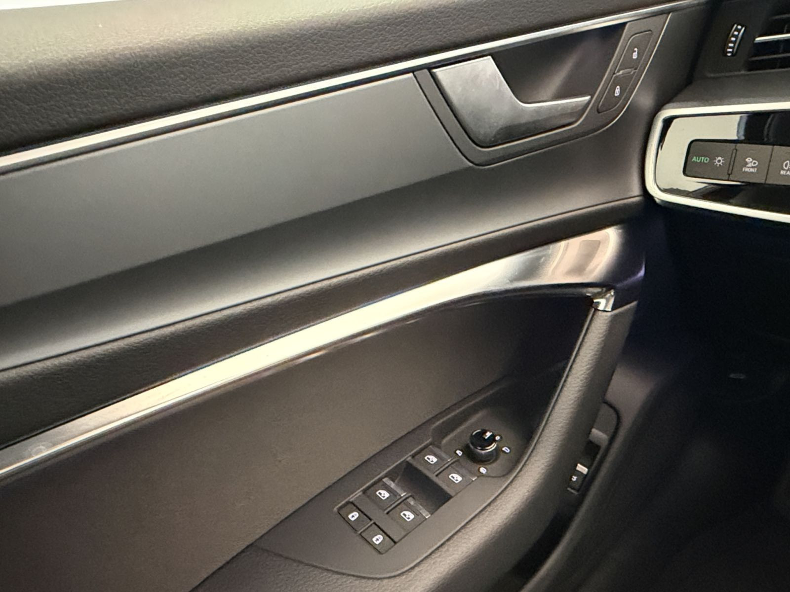 Audi - A6 Avant_15