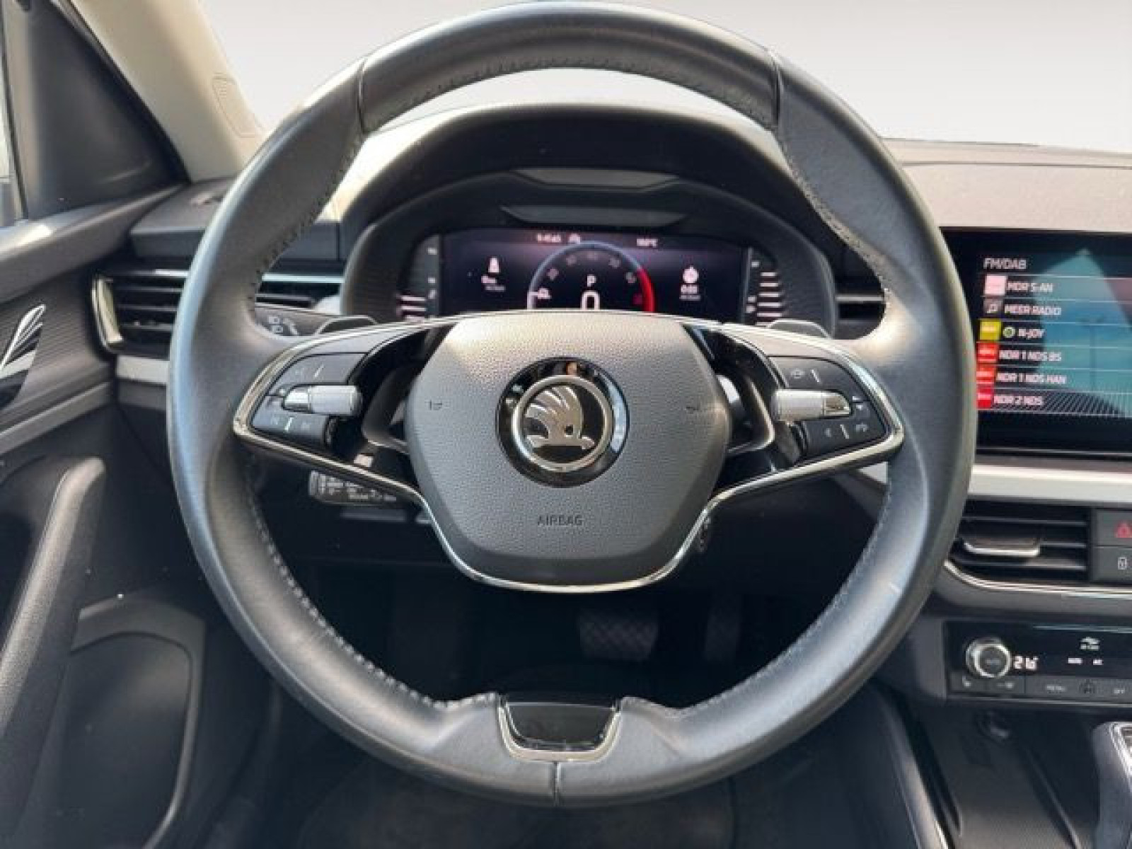 lenkrad-innen lenkrad-innen