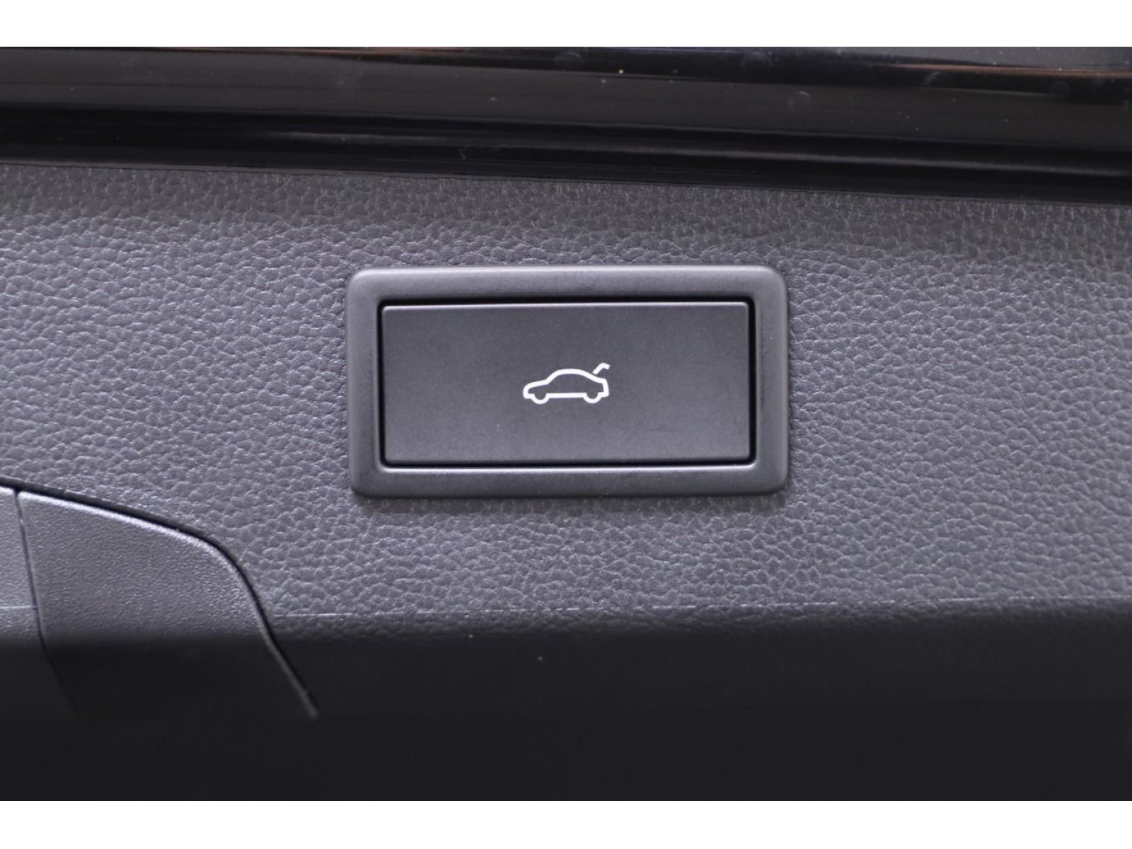 Volkswagen - Passat Variant_16