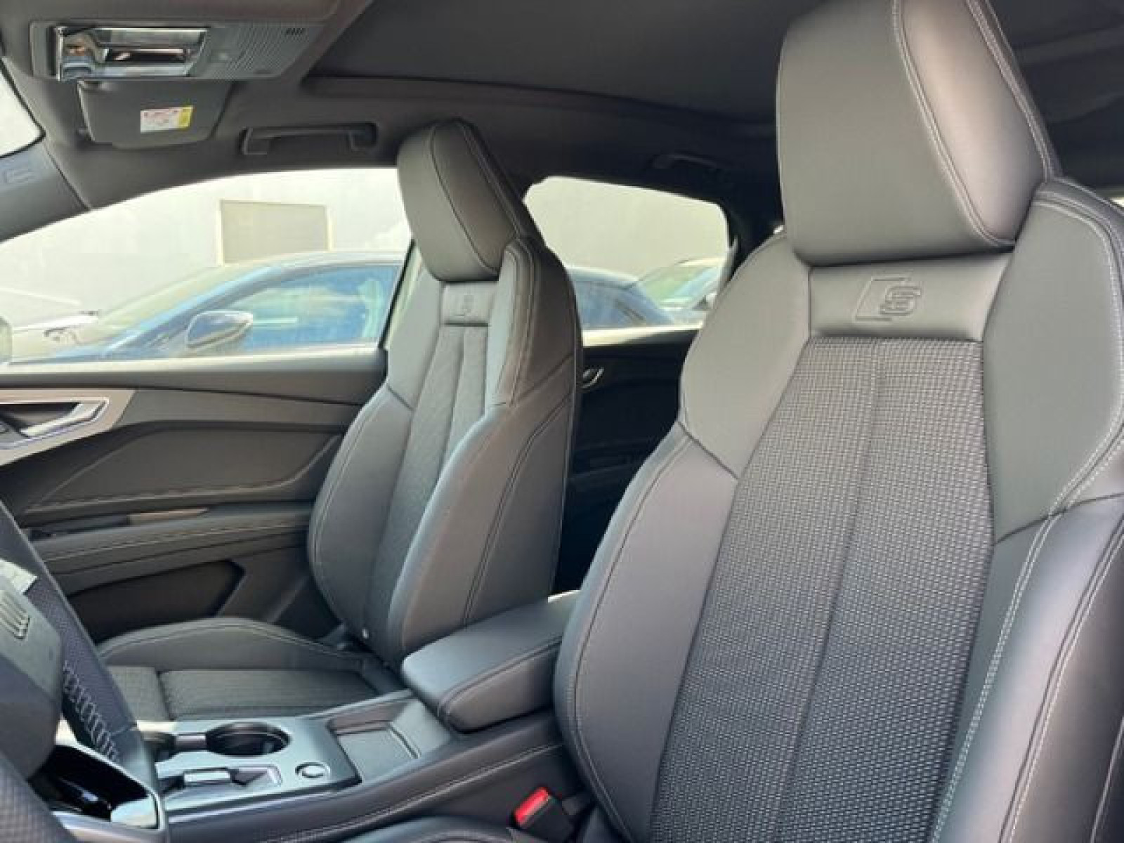 Audi - Q4 Sportback e-tron_11