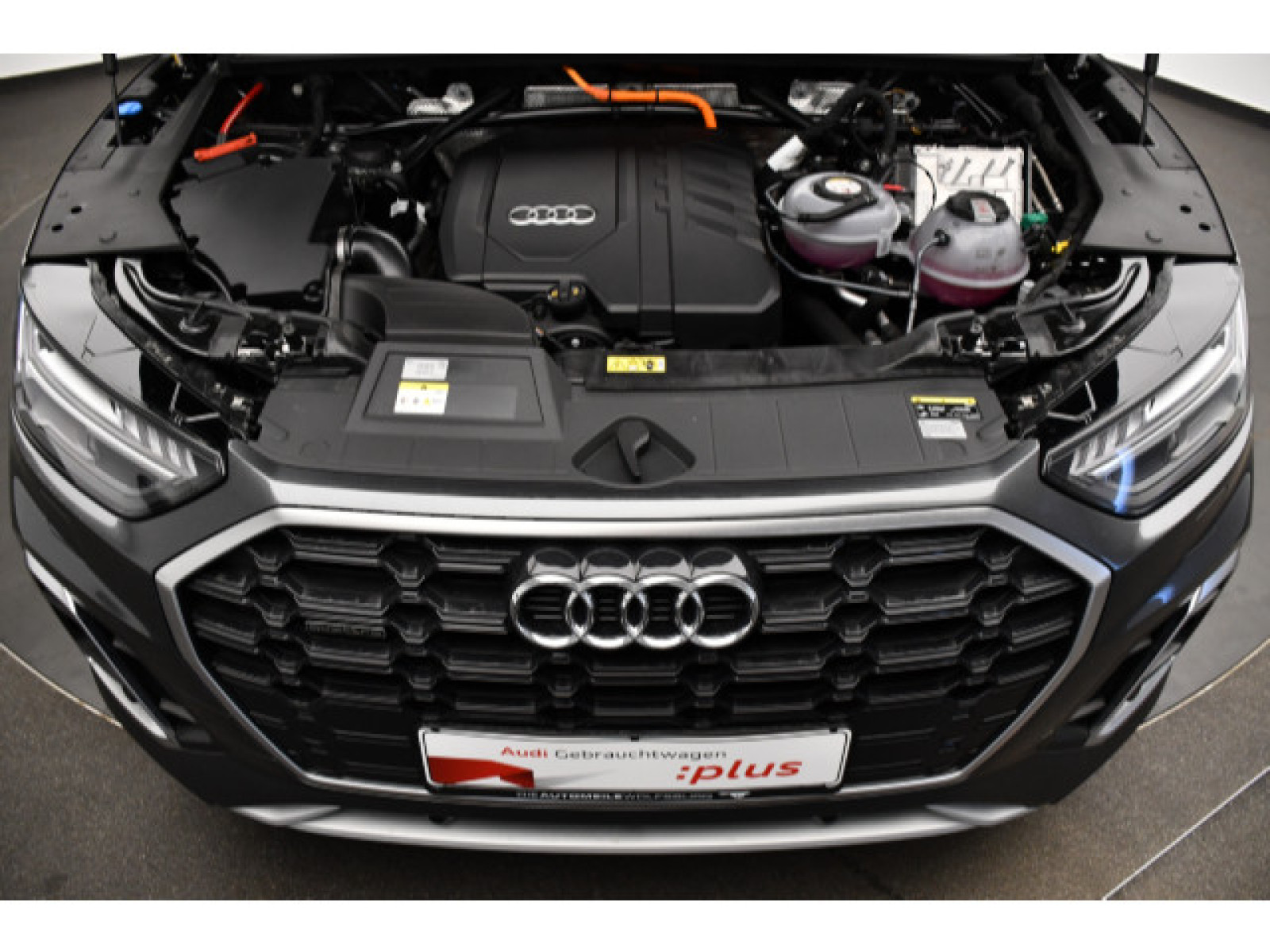 Audi - Q5_15