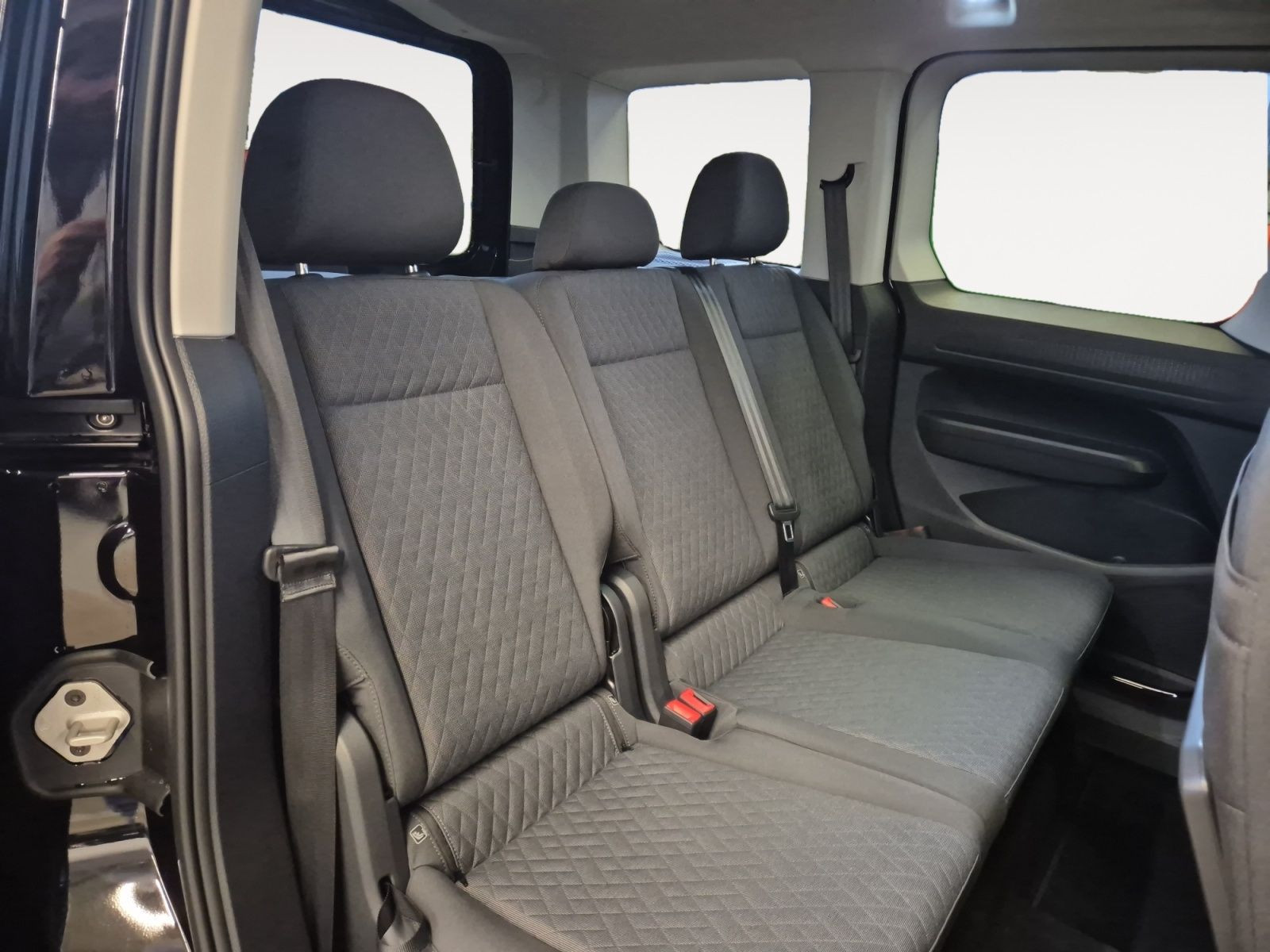 Volkswagen - Caddy_14
