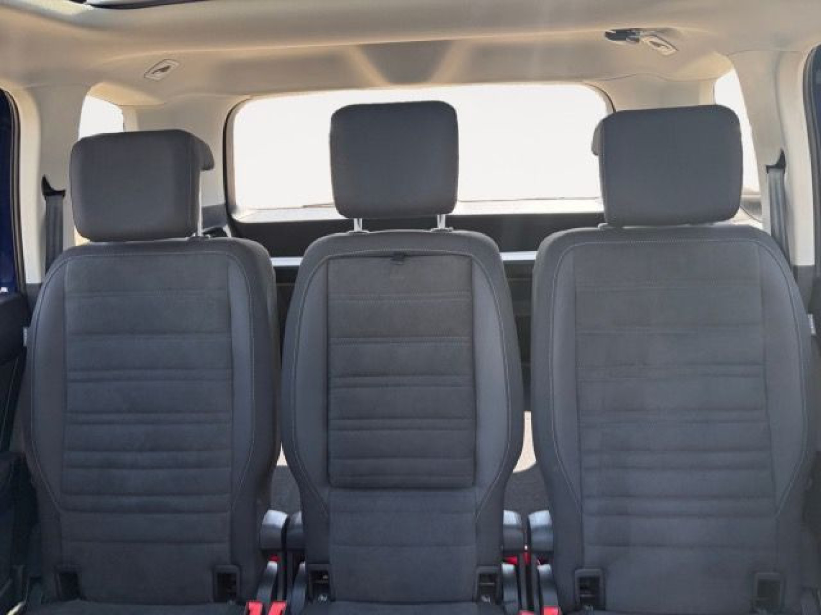 Volkswagen - Touran_11