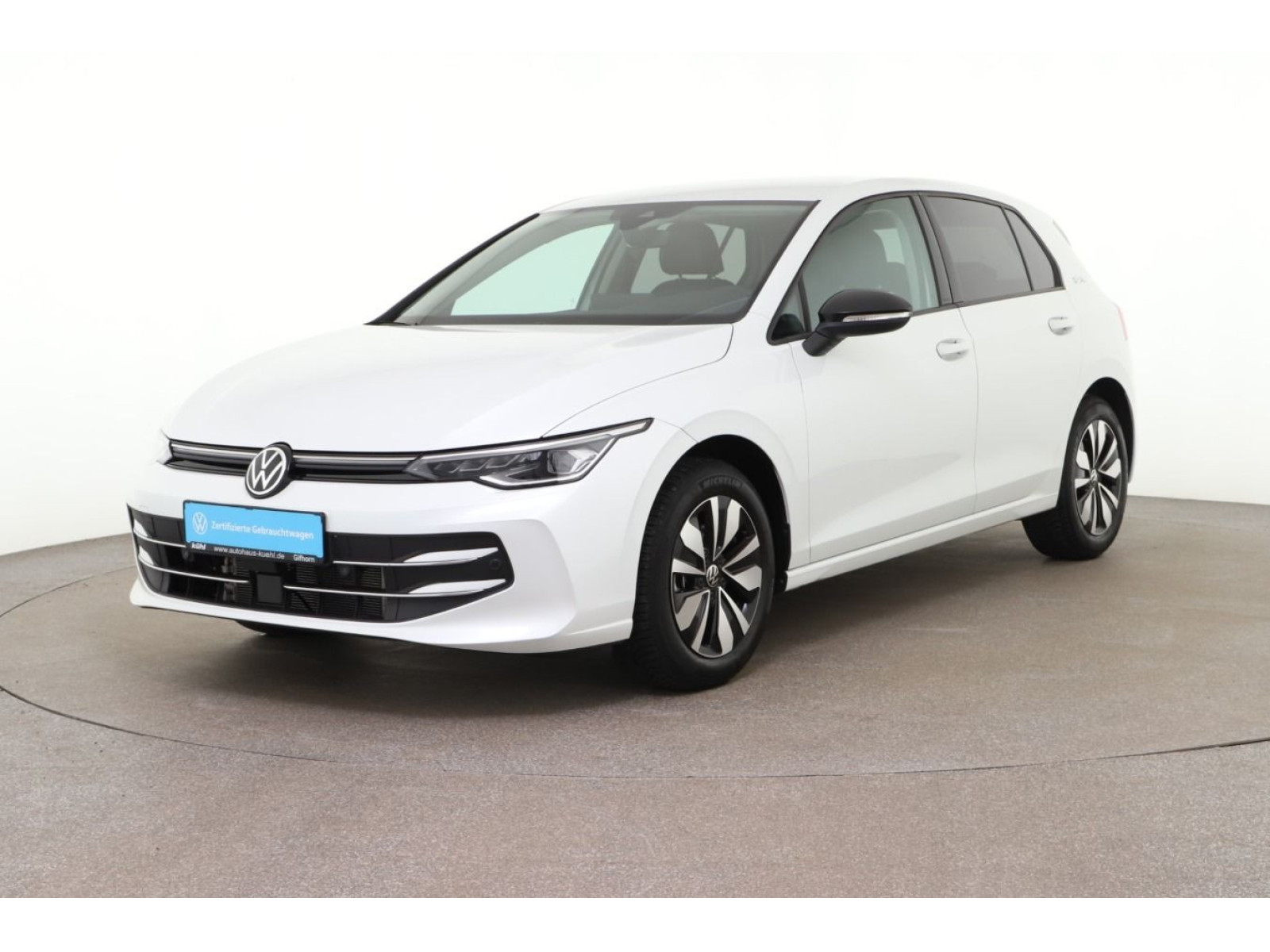 diagonal-frontansicht-aussen