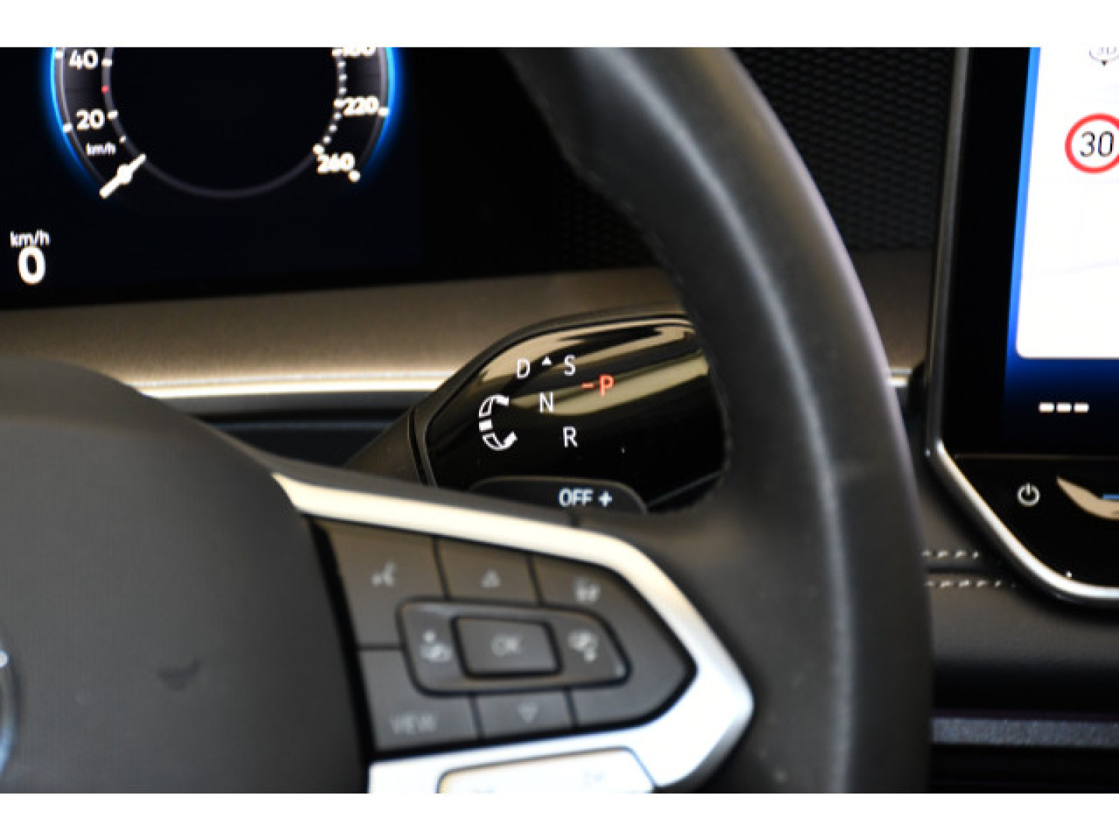 Volkswagen - Tayron_8