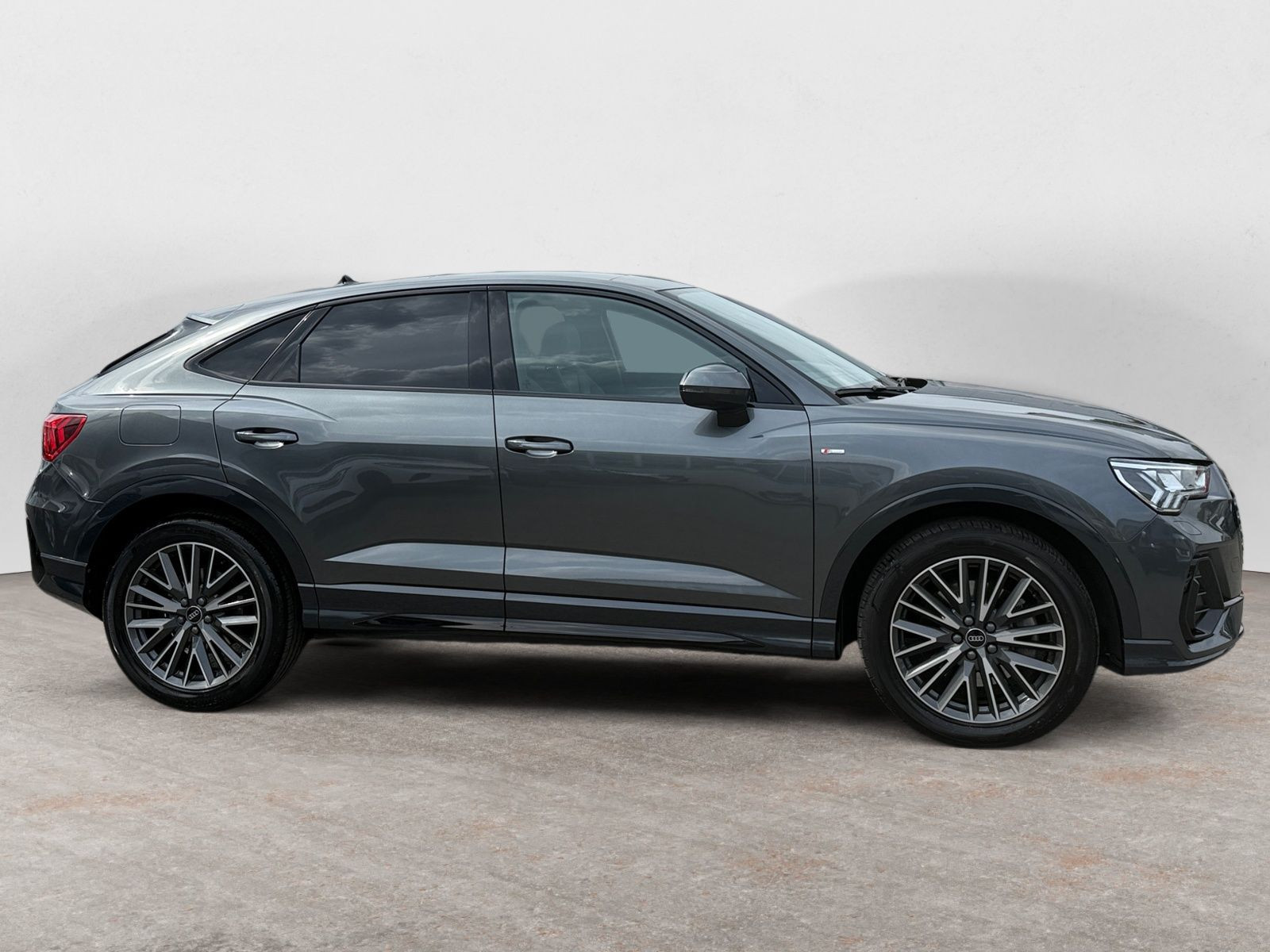 Audi - Q3 Sportback_7