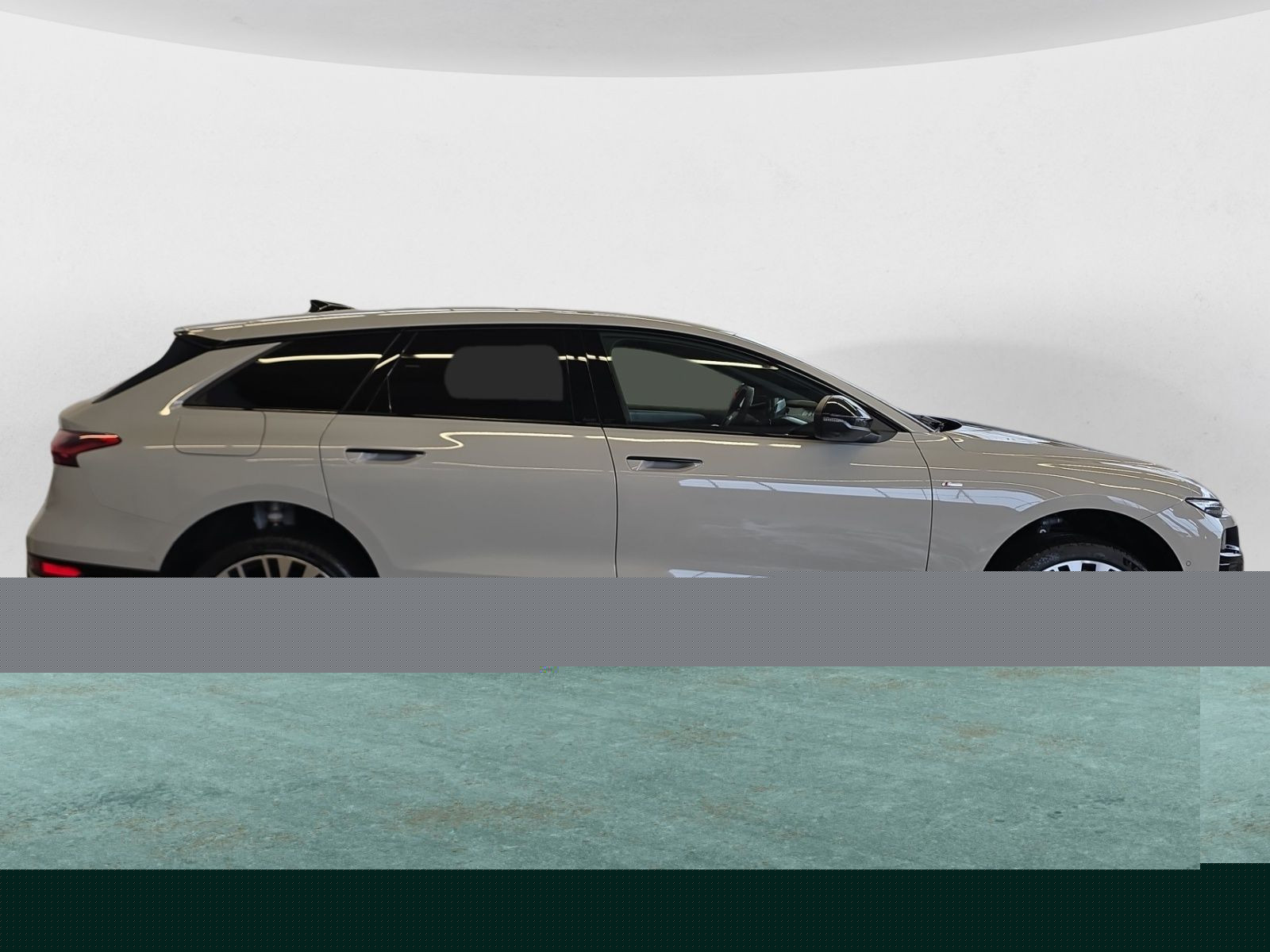 Audi - A6 Avant e-tron_7