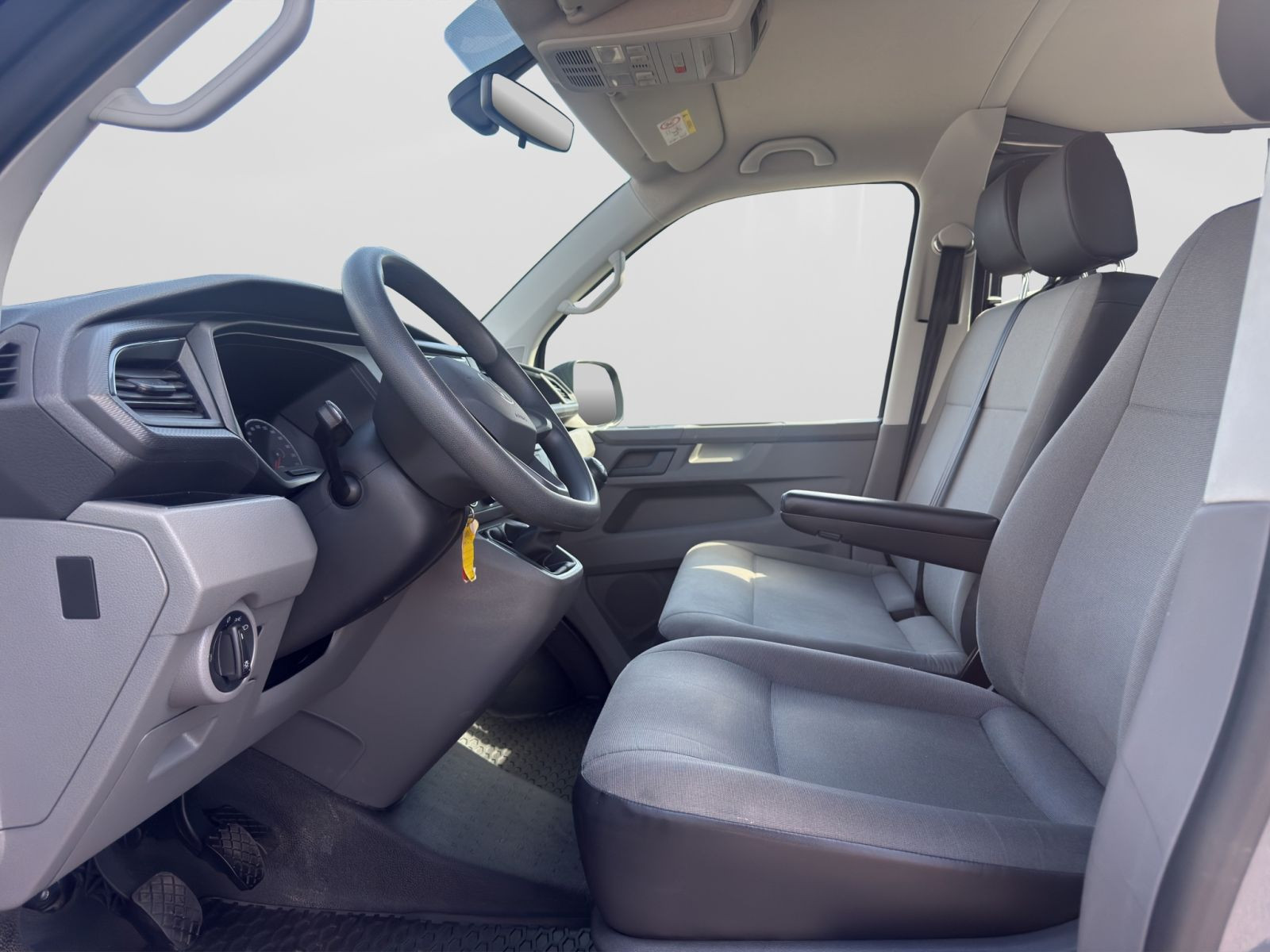 Volkswagen - T6.1 Kombi_10