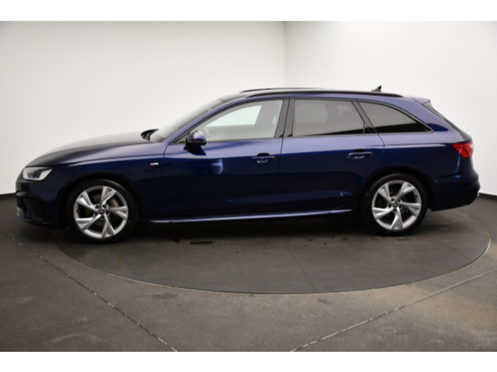 Audi - A4 Avant_17