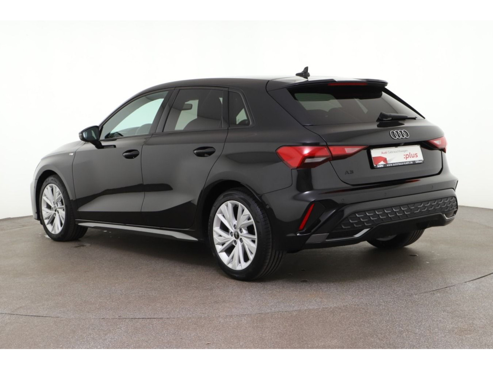 diagonalansicht-hinten-aussen