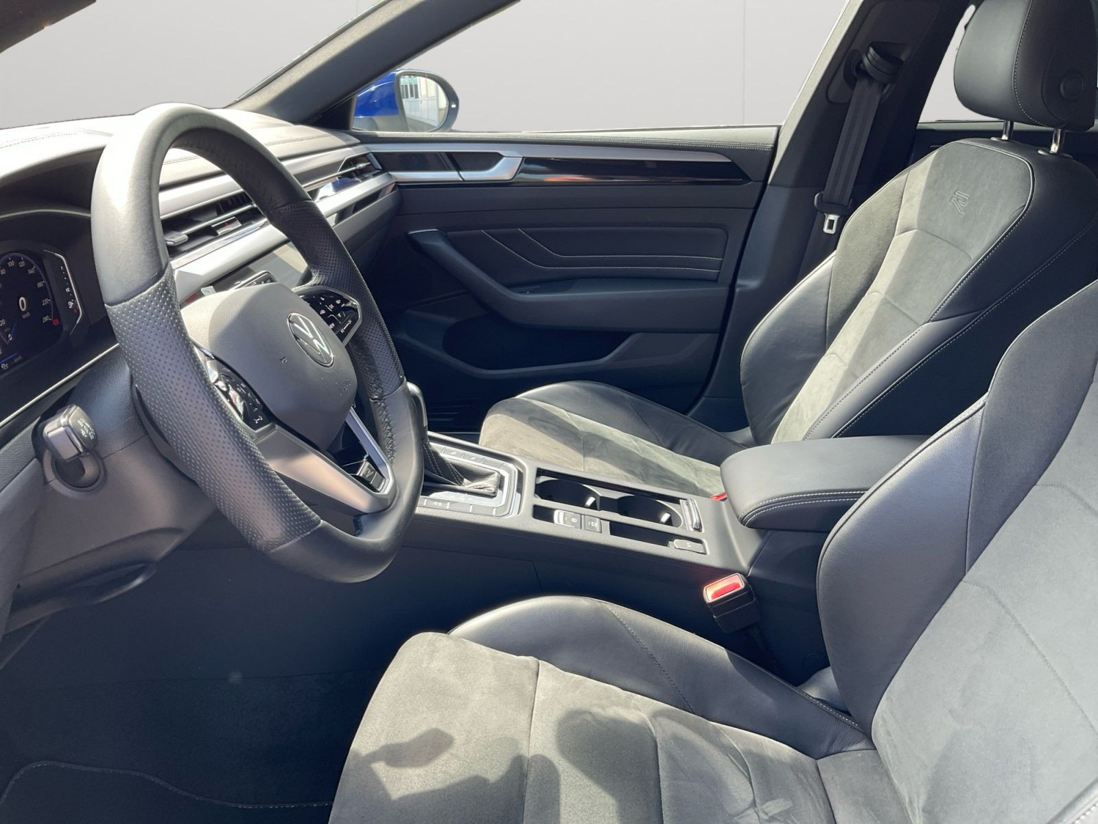 Volkswagen - Arteon_9