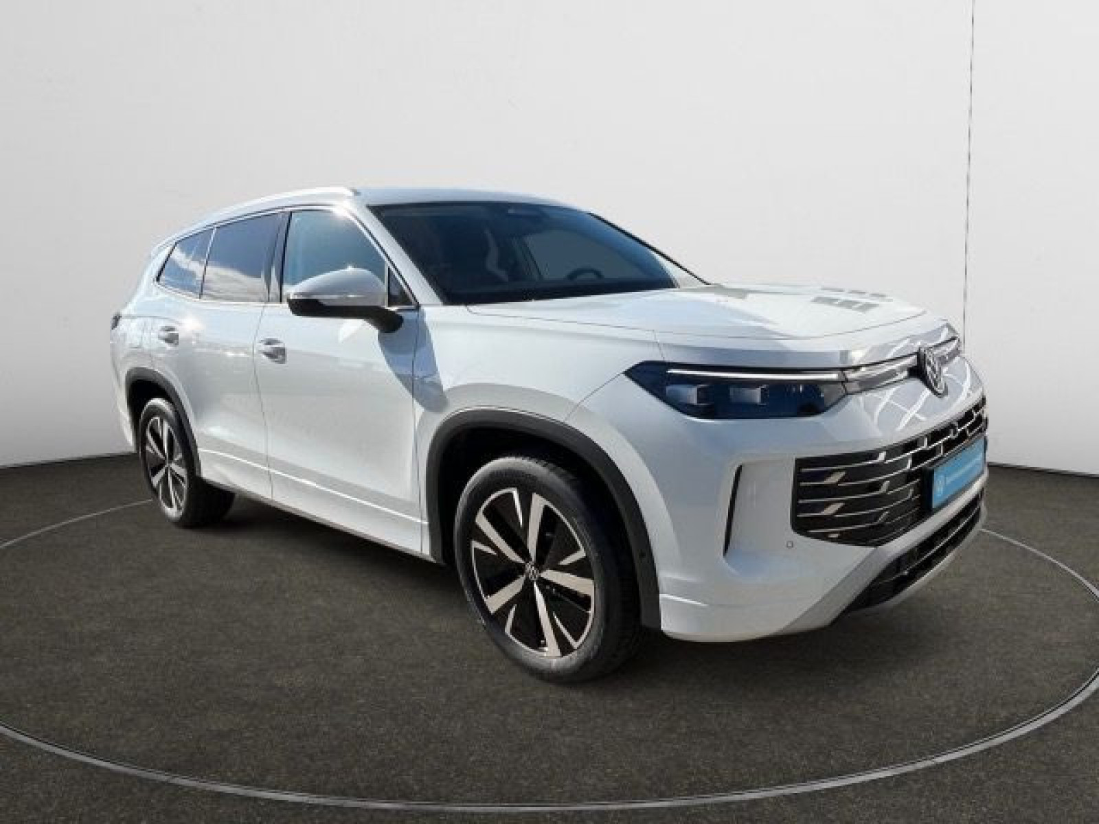 Volkswagen - Tayron_7