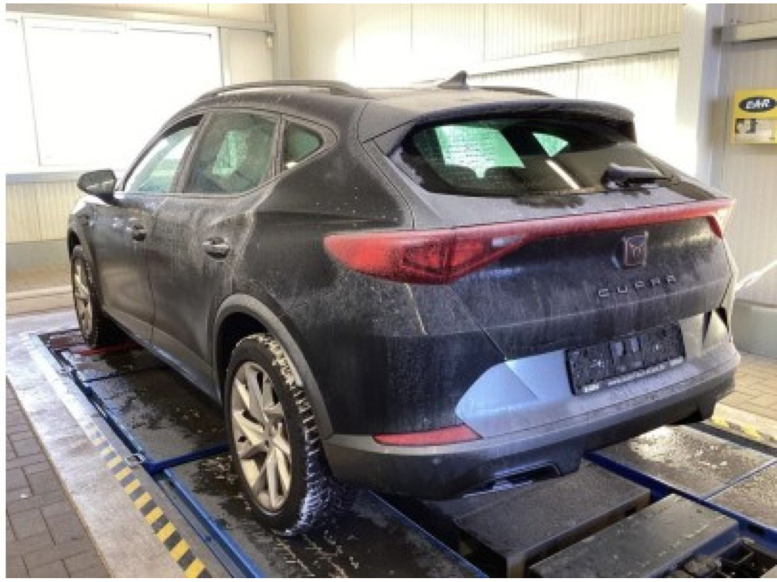 diagonalansicht-hinten-aussen