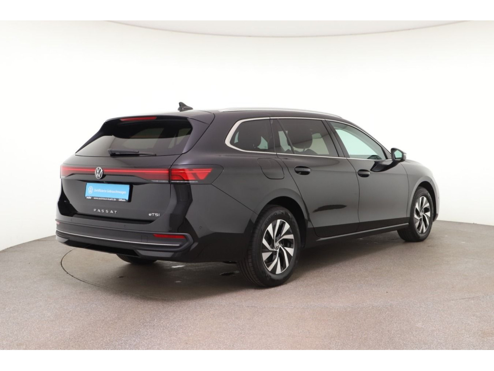 Volkswagen - Passat Variant_2