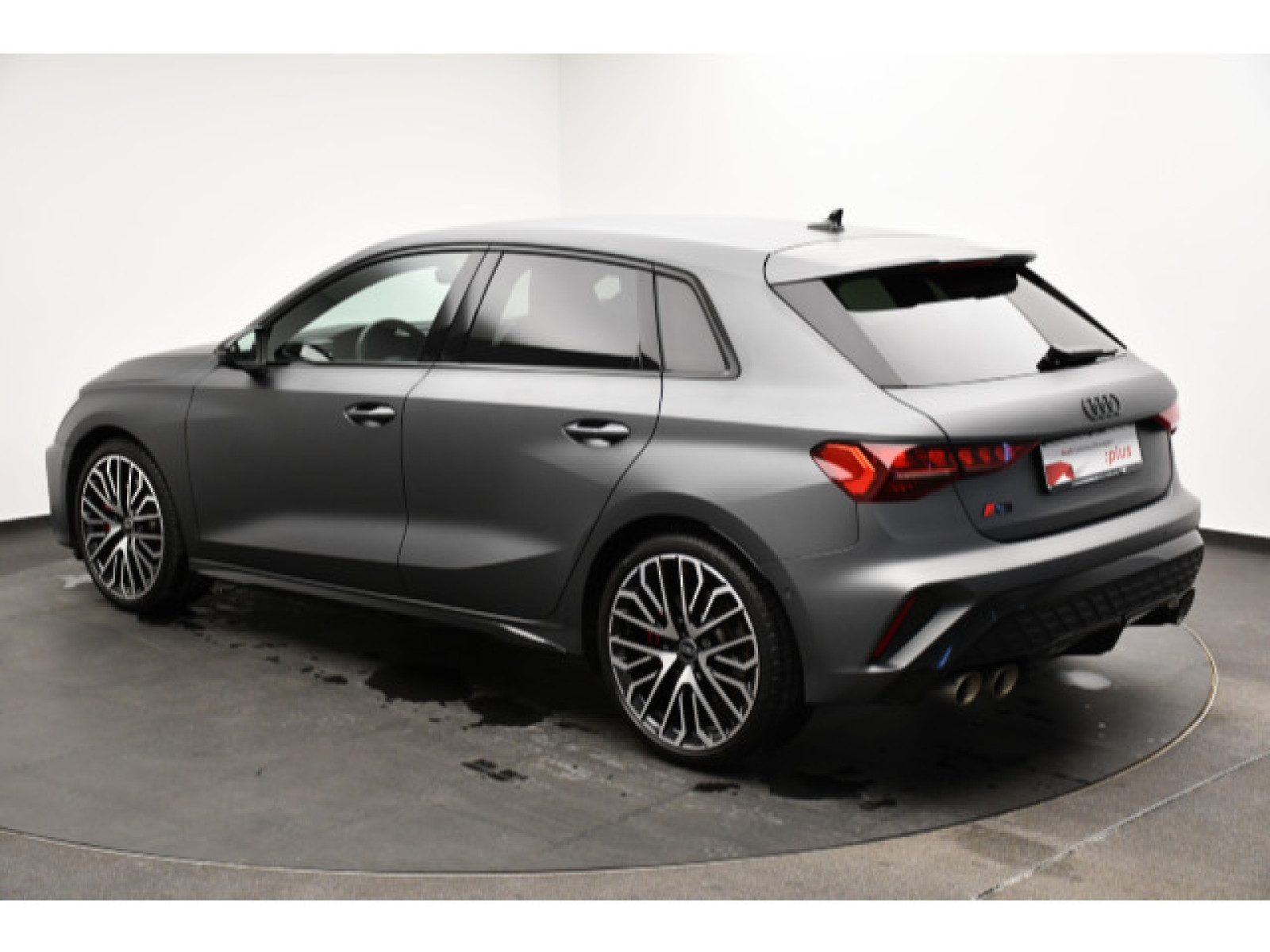 diagonalansicht-hinten-aussen