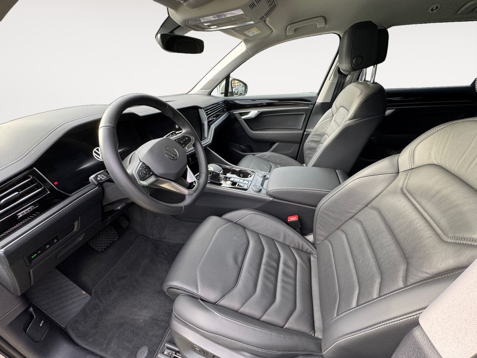Volkswagen - Touareg_10