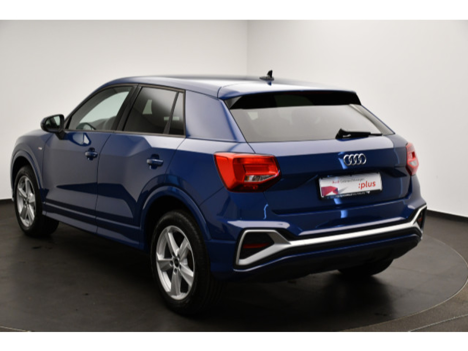 Audi - Q2_18