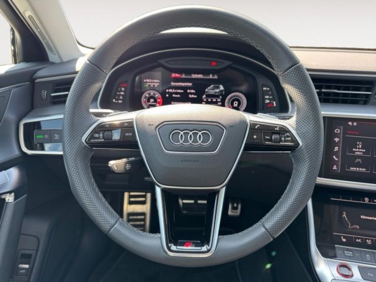 Audi - S6 Avant_13