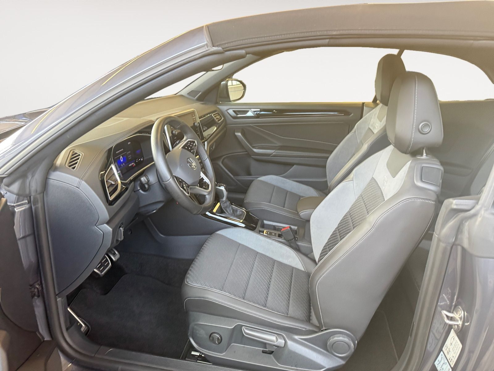 Volkswagen - T-Roc Cabriolet_10