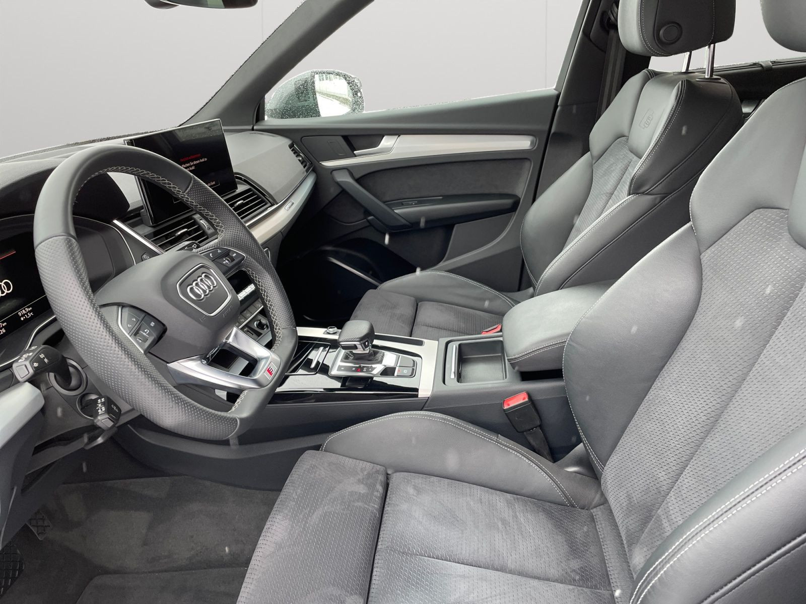 Audi - Q5_10